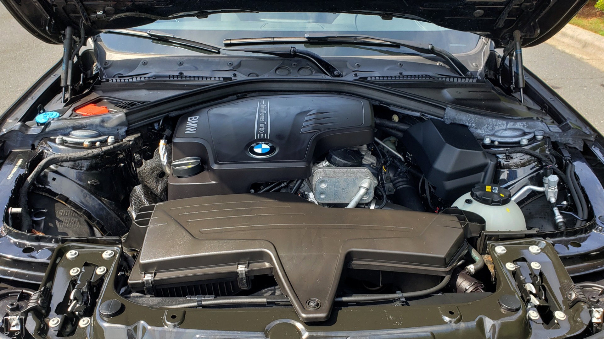 Used 2017 BMW 3 SERIES 320I XDRIVE / DRVR ASST / NAV / SUNROOF / HTD STS / REARVIEW for sale Sold at Formula Imports in Charlotte NC 28227 11