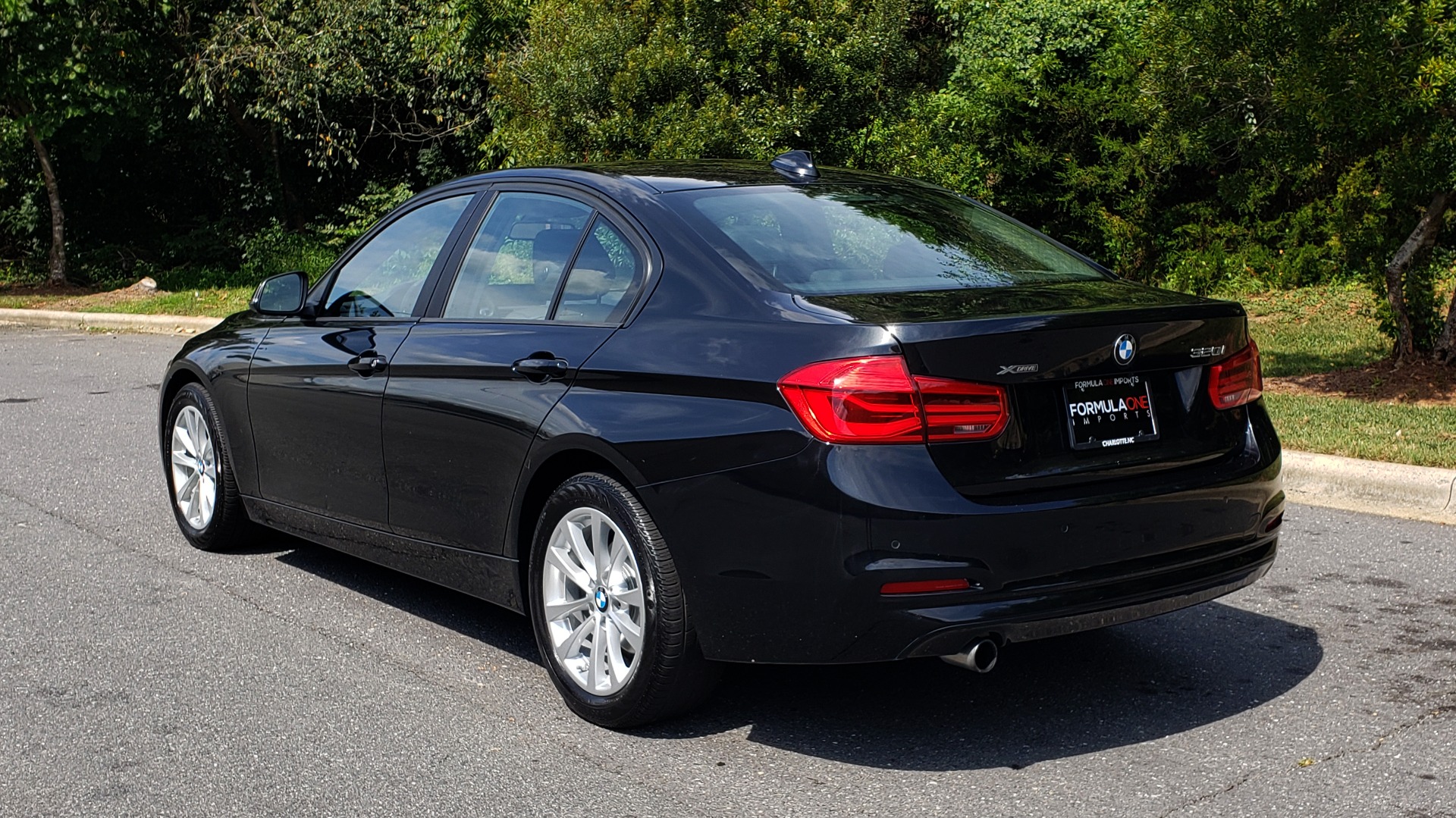 Used 2017 BMW 3 SERIES 320I XDRIVE / DRVR ASST / NAV / SUNROOF / HTD STS / REARVIEW for sale Sold at Formula Imports in Charlotte NC 28227 3