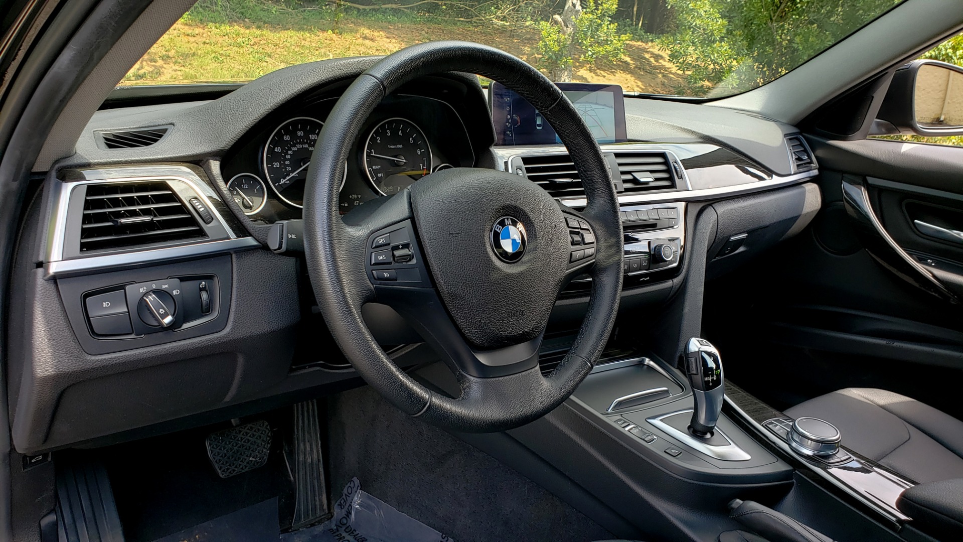 Used 2017 BMW 3 SERIES 320I XDRIVE / DRVR ASST / NAV / SUNROOF / HTD STS / REARVIEW for sale Sold at Formula Imports in Charlotte NC 28227 36