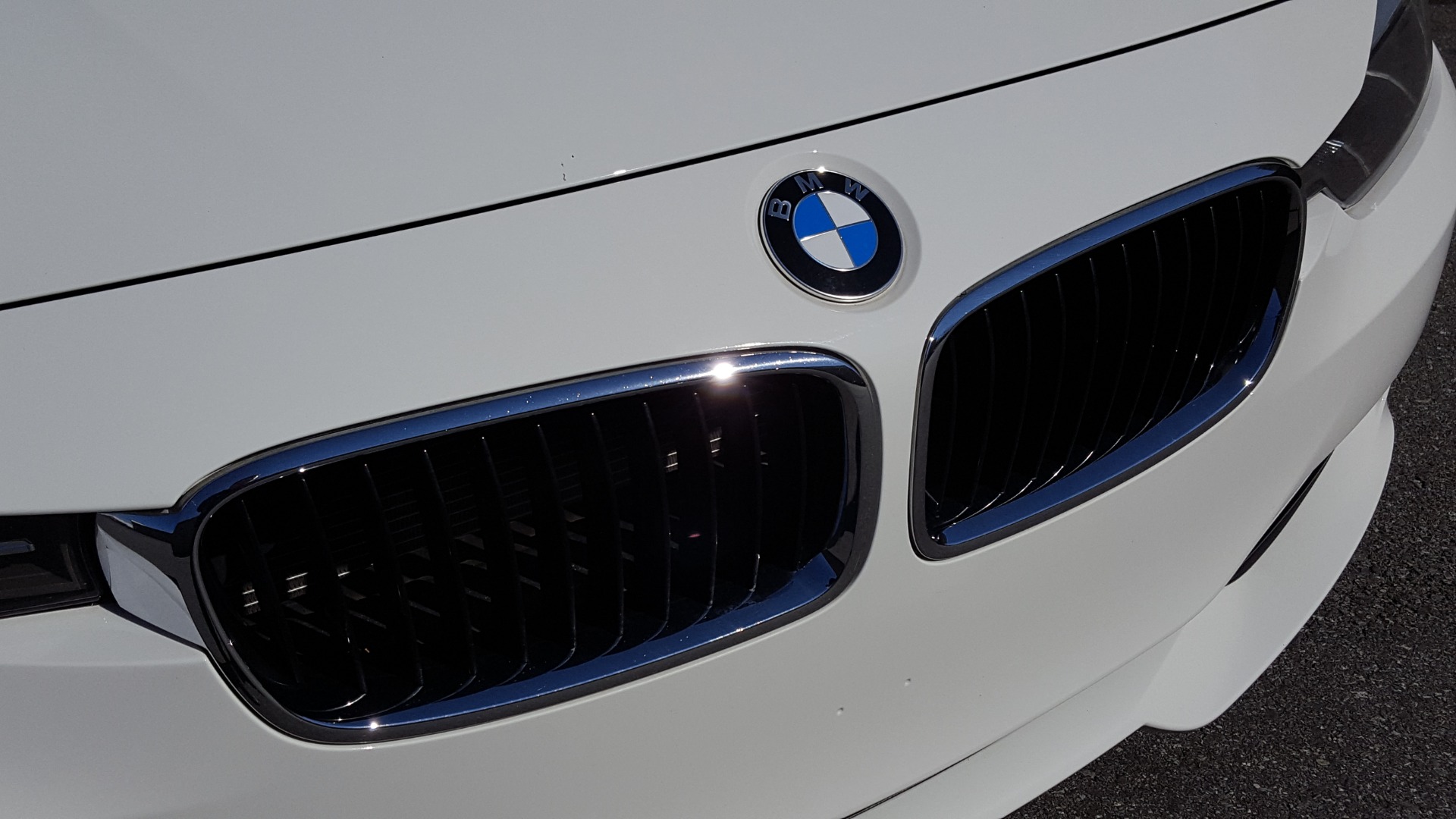 Used 2015 BMW 3 SERIES 328I SEDAN / SUNROOF / LEATHER / 8-SPEED AUTO / RWD for sale Sold at Formula Imports in Charlotte NC 28227 18
