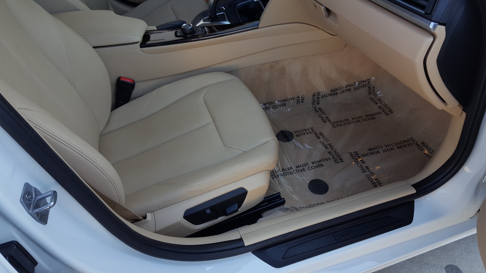 Used 2015 BMW 3 SERIES 328I SEDAN / SUNROOF / LEATHER / 8-SPEED AUTO / RWD for sale Sold at Formula Imports in Charlotte NC 28227 62