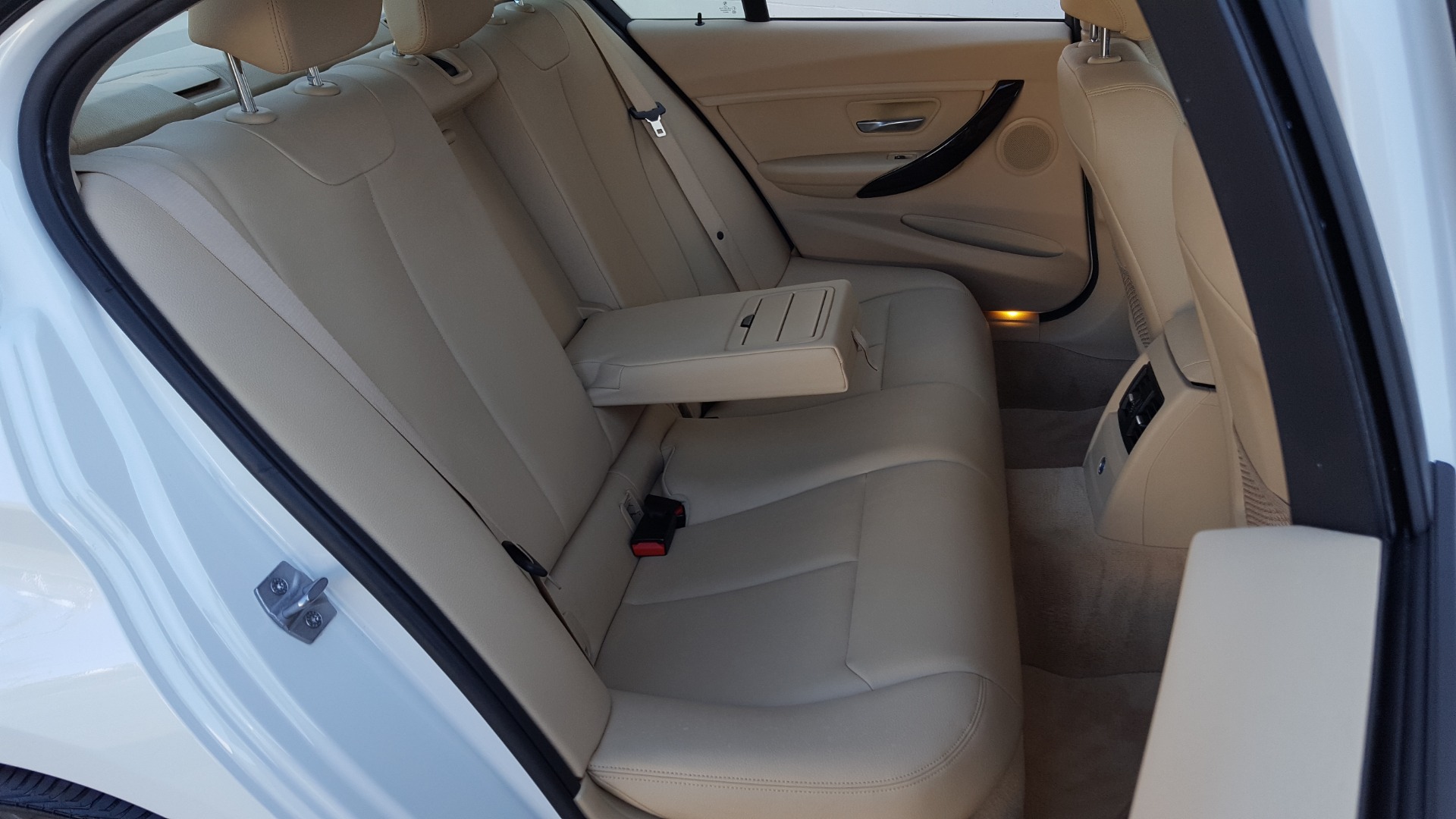 Used 2015 BMW 3 SERIES 328I SEDAN / SUNROOF / LEATHER / 8-SPEED AUTO / RWD for sale Sold at Formula Imports in Charlotte NC 28227 68