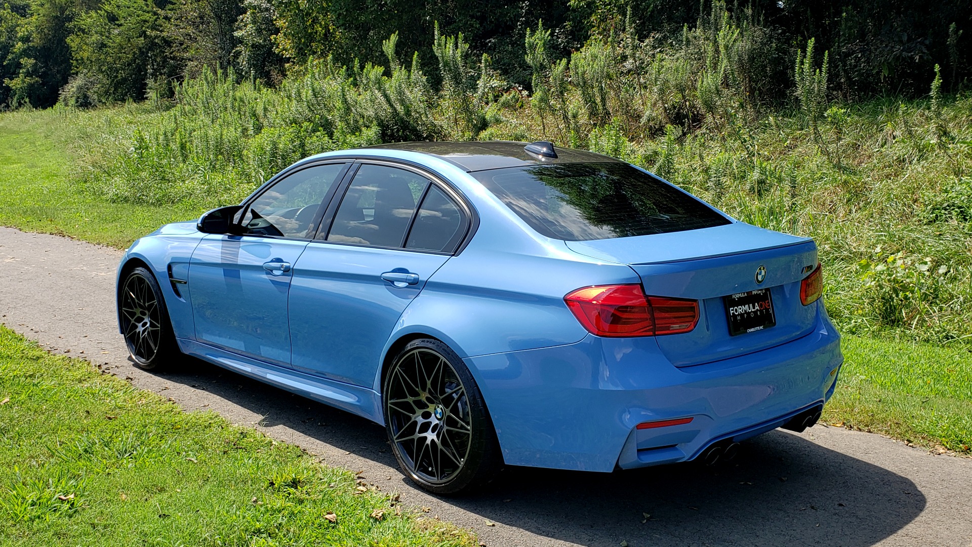Used 2018 BMW M3 COMPETITION PKG / 6-SPD MANUAL / NAV / CARBON FIBER ROOF / REARVIEW for sale Sold at Formula Imports in Charlotte NC 28227 11