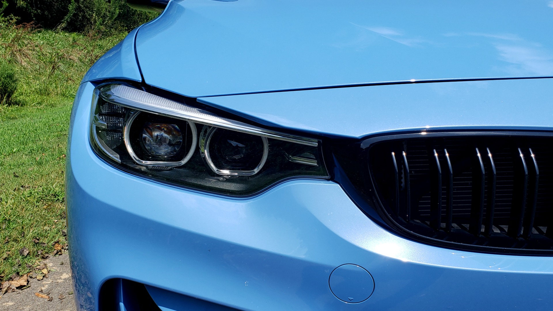 Used 2018 BMW M3 COMPETITION PKG / 6-SPD MANUAL / NAV / CARBON FIBER ROOF / REARVIEW for sale Sold at Formula Imports in Charlotte NC 28227 16
