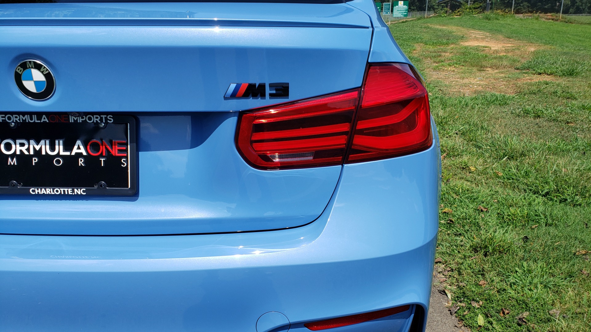 Used 2018 BMW M3 COMPETITION PKG / 6-SPD MANUAL / NAV / CARBON FIBER ROOF / REARVIEW for sale Sold at Formula Imports in Charlotte NC 28227 36