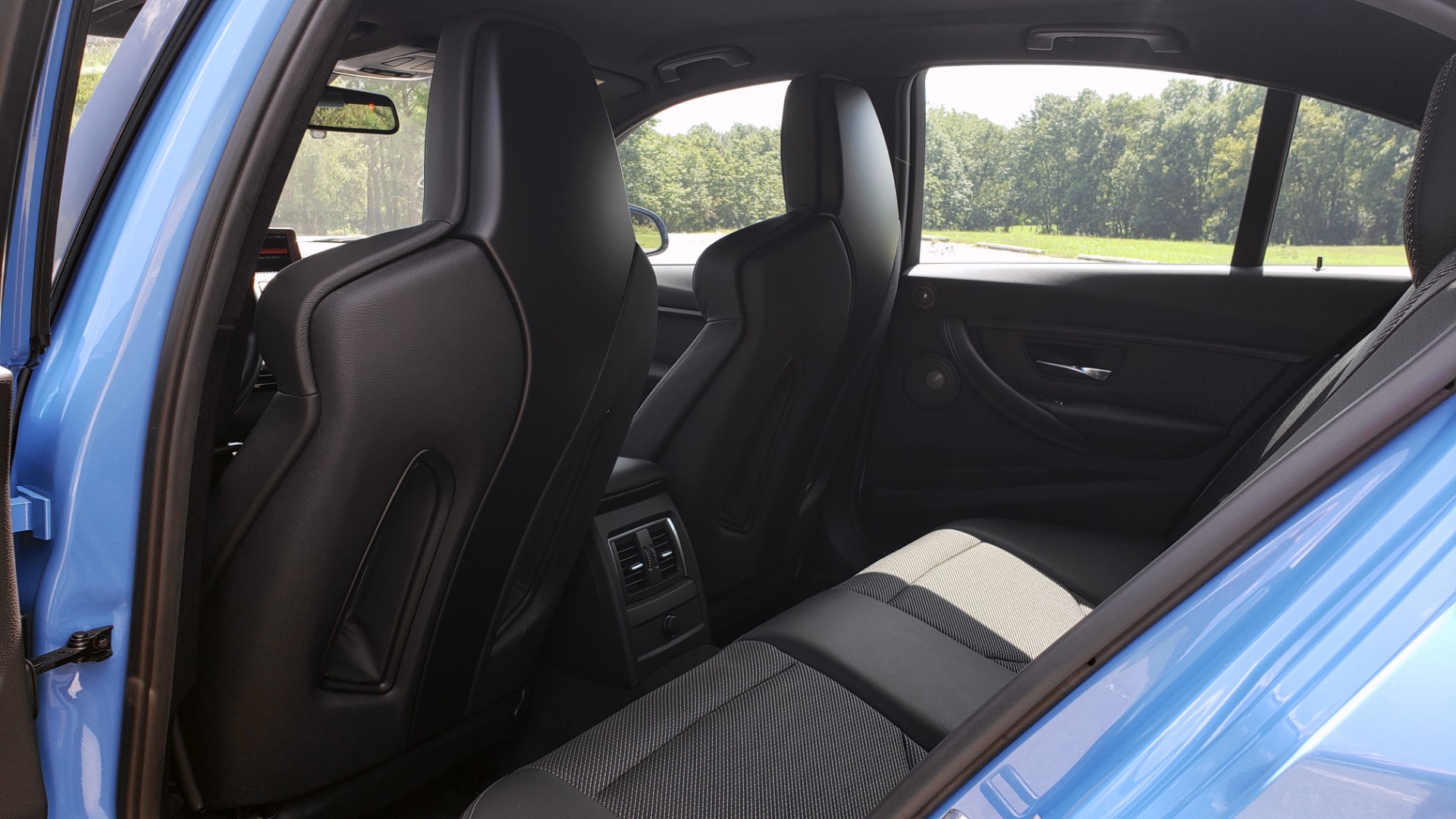 Used 2018 BMW M3 COMPETITION PKG / 6-SPD MANUAL / NAV / CARBON FIBER ROOF / REARVIEW for sale Sold at Formula Imports in Charlotte NC 28227 68