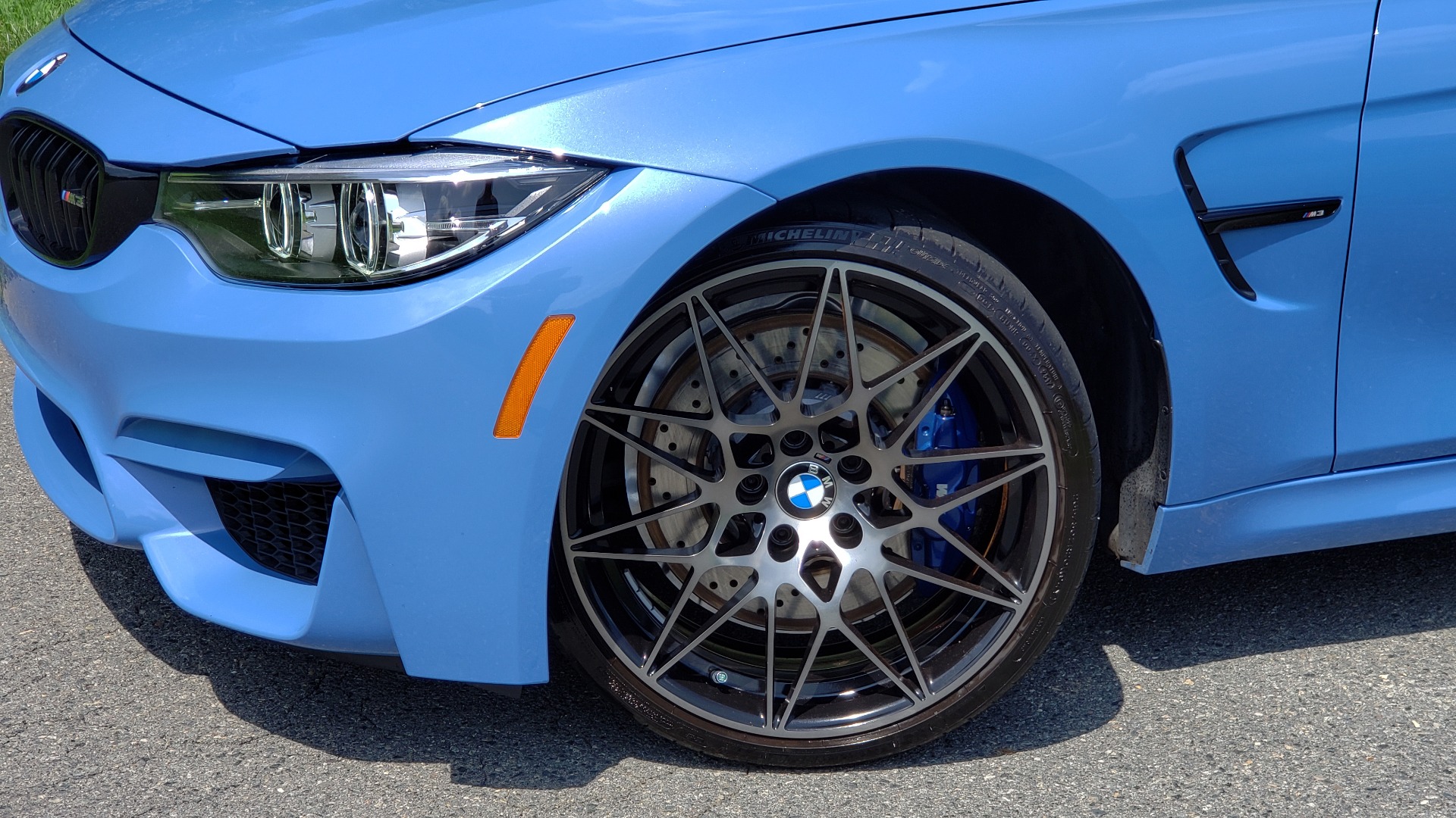 Used 2018 BMW M3 COMPETITION PKG / 6-SPD MANUAL / NAV / CARBON FIBER ROOF / REARVIEW for sale Sold at Formula Imports in Charlotte NC 28227 8
