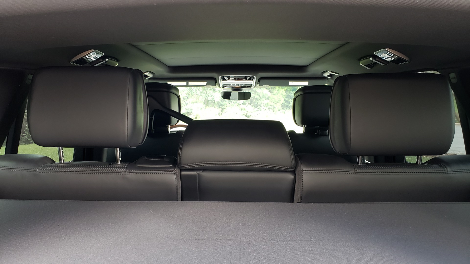 Used 2019 Land Rover RANGE ROVER SCV8 / NAV / PANO-ROOF / MERIDIAN / REARVIEW for sale Sold at Formula Imports in Charlotte NC 28227 22