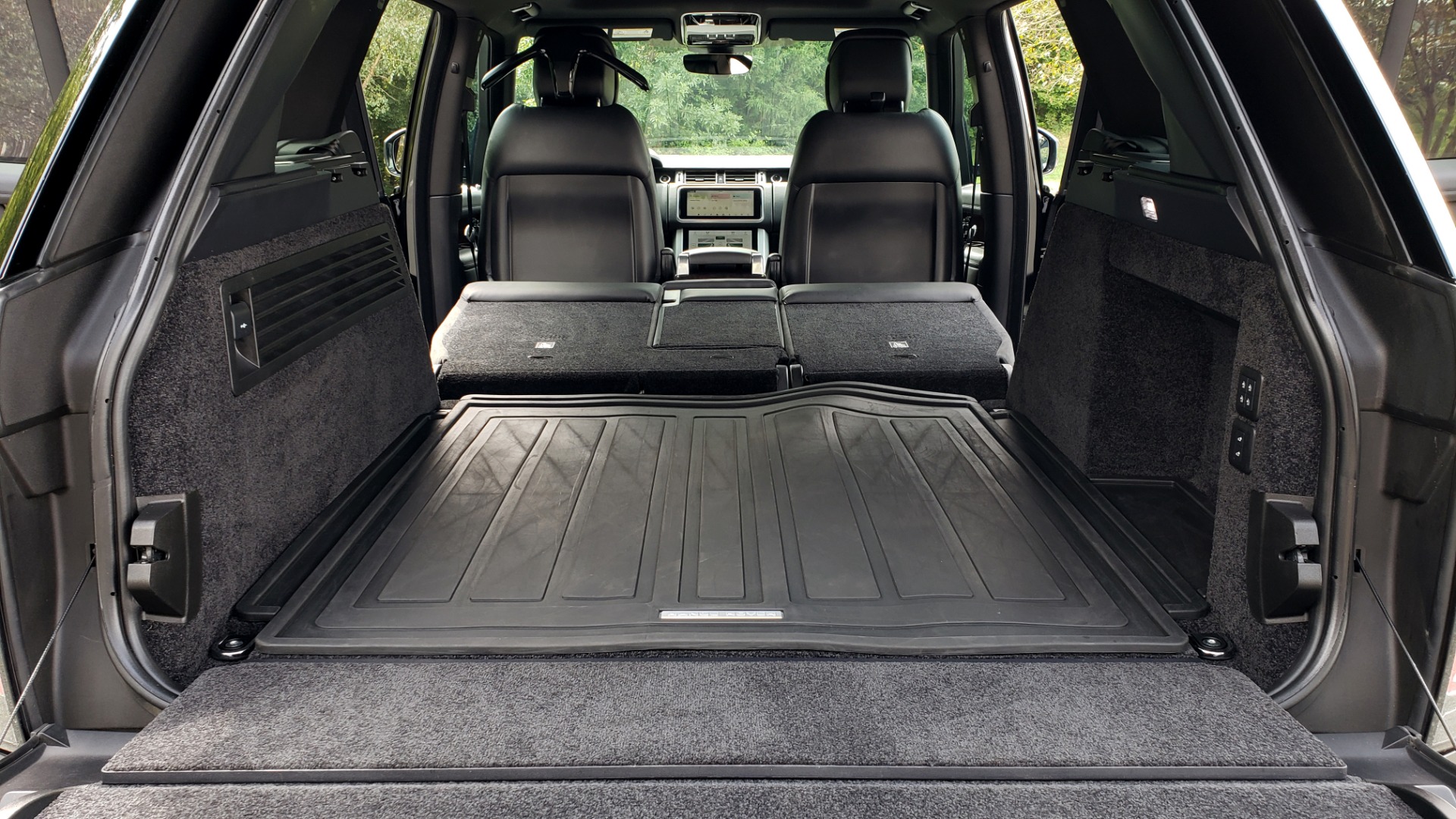 Used 2019 Land Rover RANGE ROVER SCV8 / NAV / PANO-ROOF / MERIDIAN / REARVIEW for sale Sold at Formula Imports in Charlotte NC 28227 25