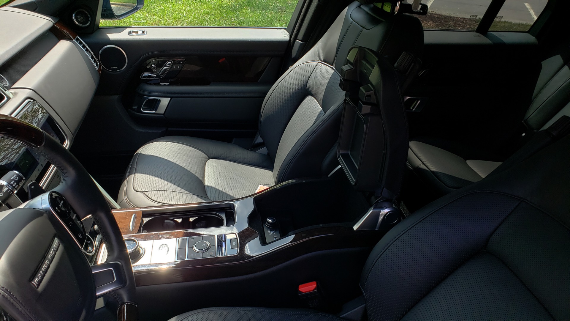 Used 2019 Land Rover RANGE ROVER SCV8 / NAV / PANO-ROOF / MERIDIAN / REARVIEW for sale Sold at Formula Imports in Charlotte NC 28227 71