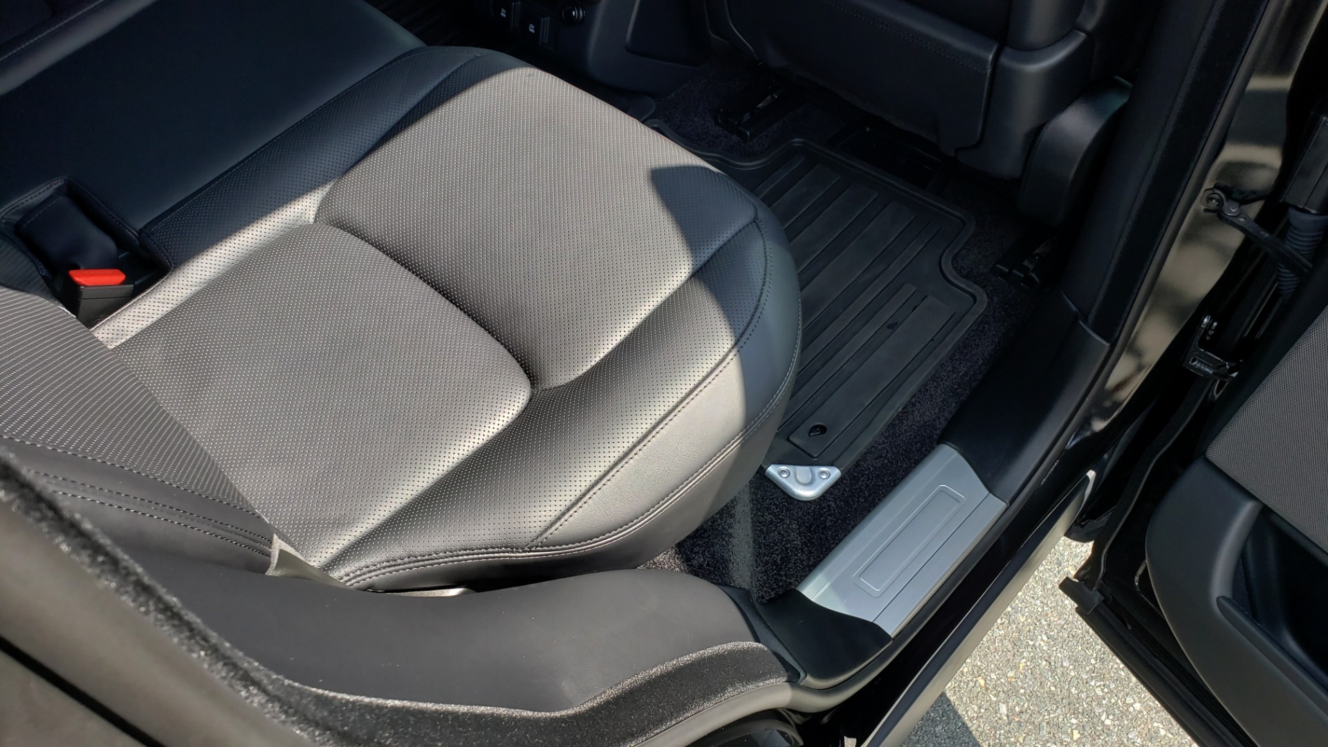 Used 2019 Land Rover RANGE ROVER SCV8 / NAV / PANO-ROOF / MERIDIAN / REARVIEW for sale Sold at Formula Imports in Charlotte NC 28227 88