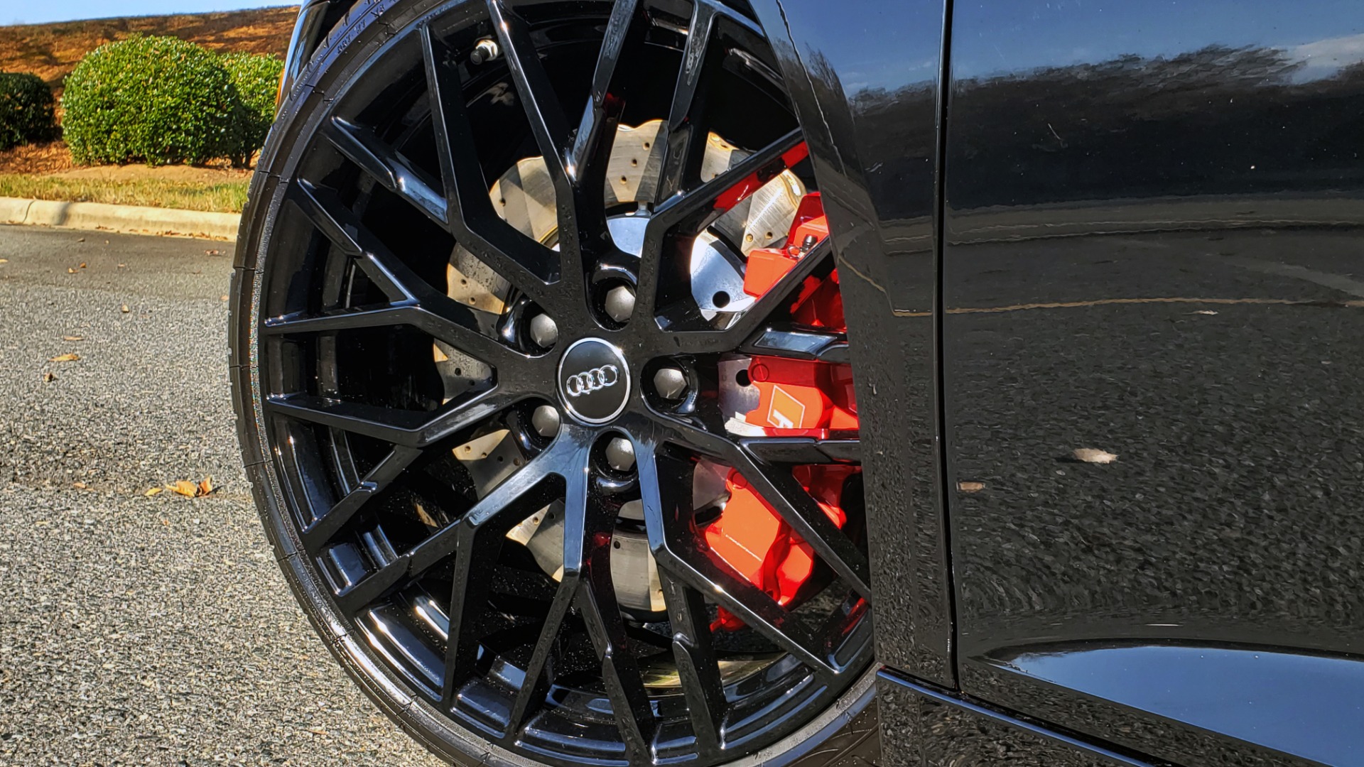 Used 2017 Audi R8 SPYDER V10 S-TRONIC / CARBON EXT & INT PKG / NAV / REARVIEW for sale Sold at Formula Imports in Charlotte NC 28227 19