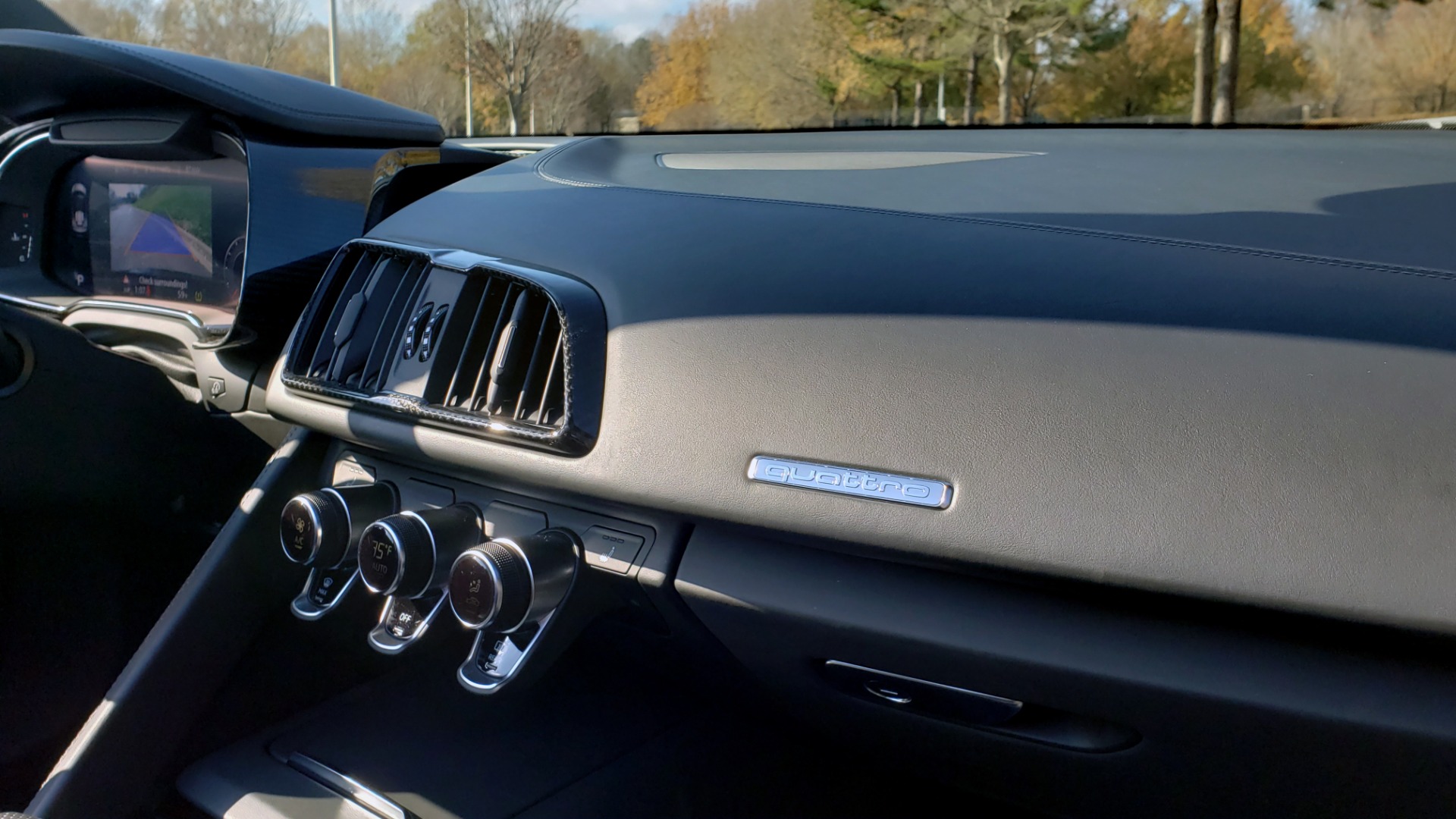Used 2017 Audi R8 SPYDER V10 S-TRONIC / CARBON EXT & INT PKG / NAV / REARVIEW for sale Sold at Formula Imports in Charlotte NC 28227 22