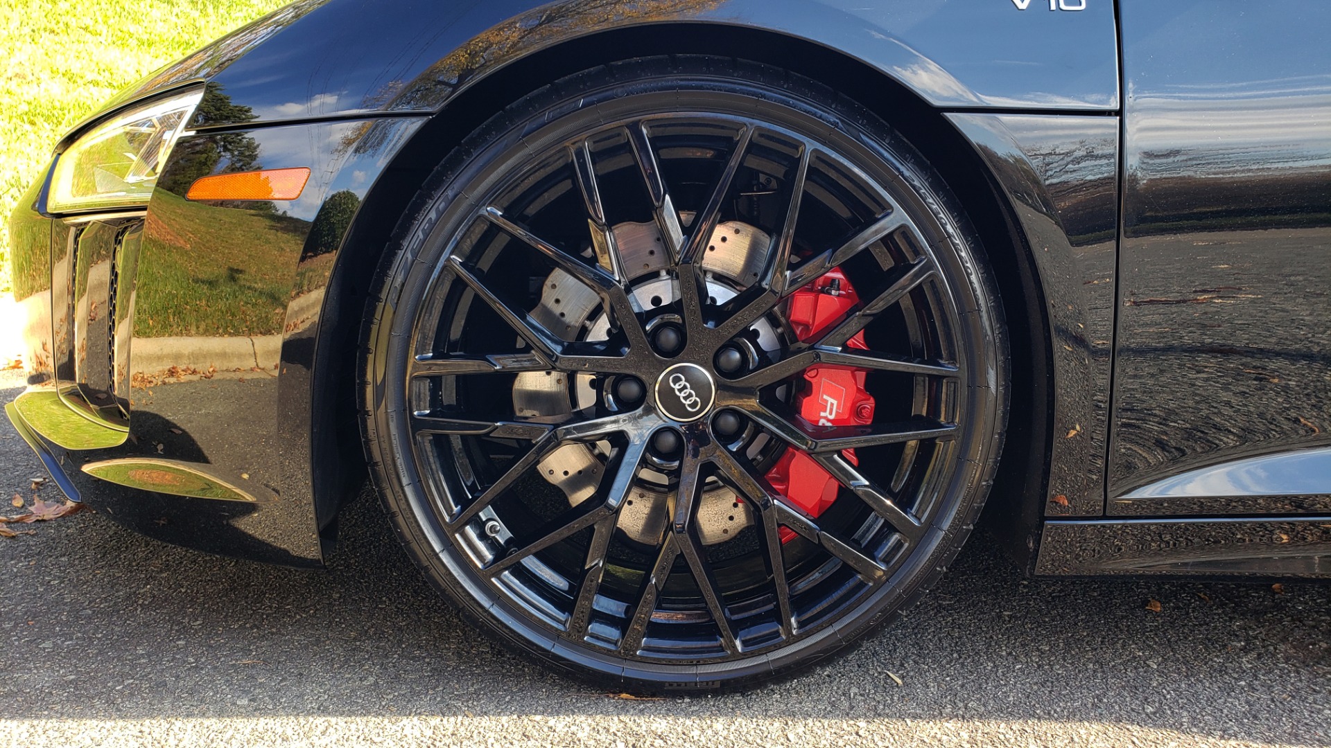 Used 2017 Audi R8 SPYDER V10 S-TRONIC / CARBON EXT & INT PKG / NAV / REARVIEW for sale Sold at Formula Imports in Charlotte NC 28227 83