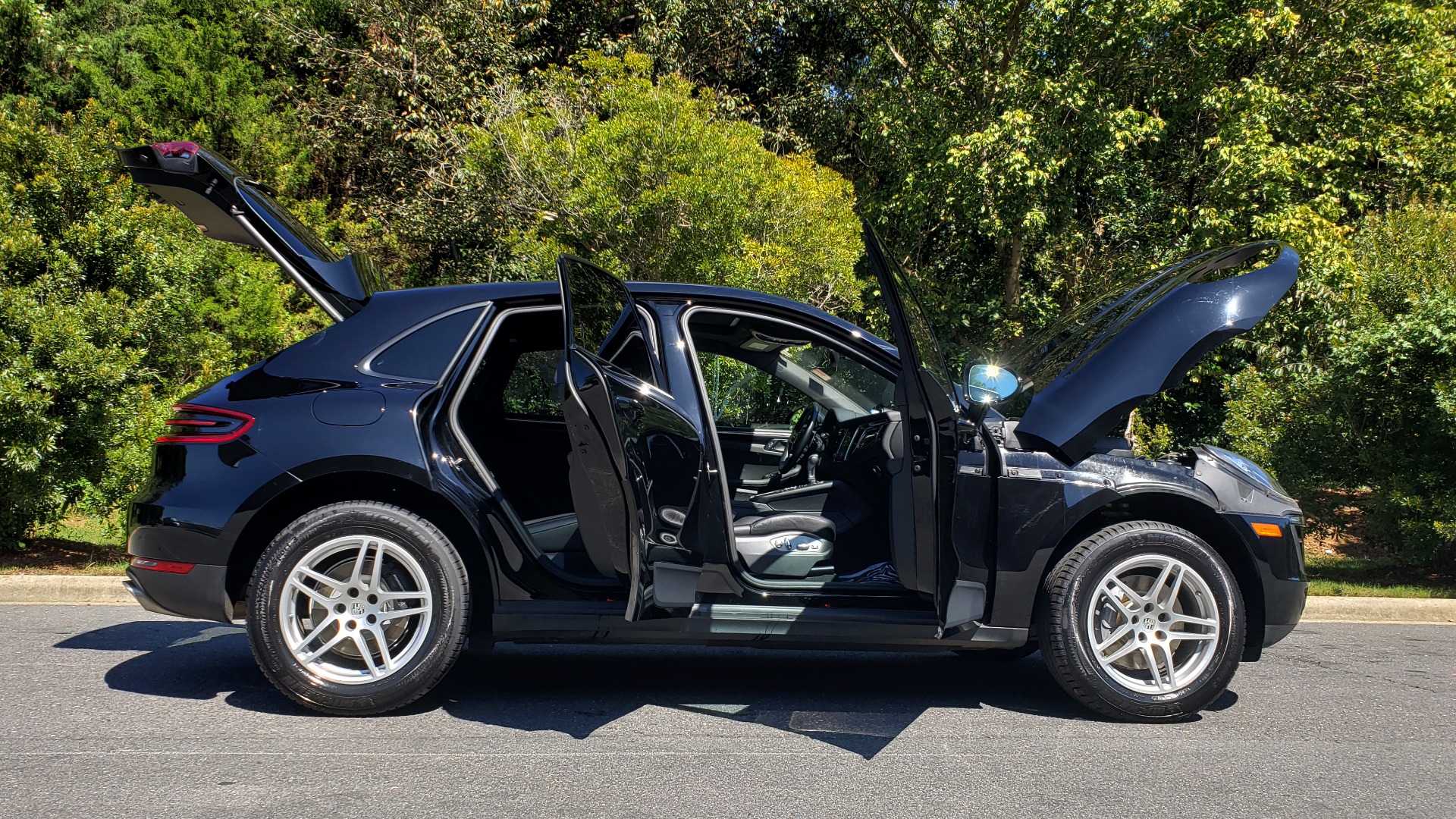 Used 2018 Porsche MACAN PREMIUM PKG PLUS / NAV / PDK / BOSE / REARVIEW for sale Sold at Formula Imports in Charlotte NC 28227 11