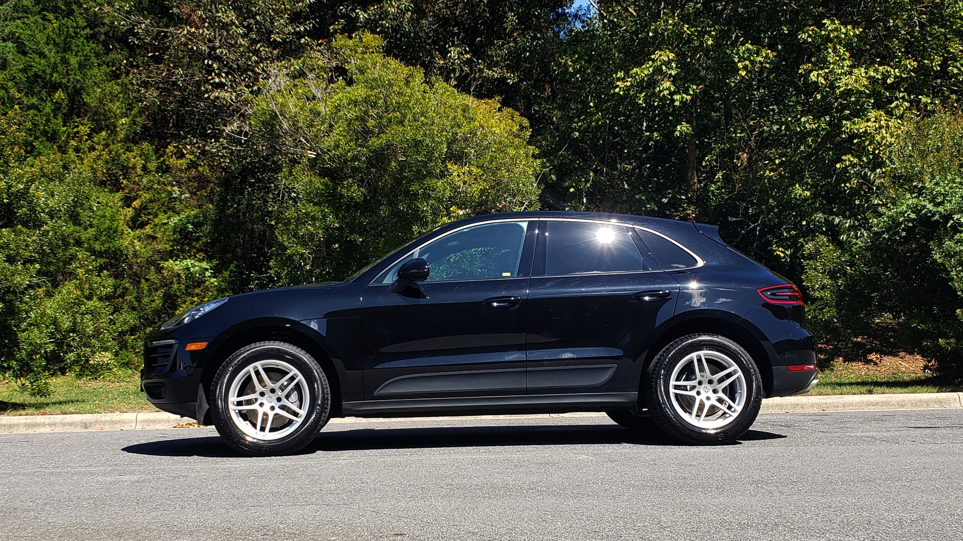Used 2018 Porsche MACAN PREMIUM PKG PLUS / NAV / PDK / BOSE / REARVIEW for sale Sold at Formula Imports in Charlotte NC 28227 3