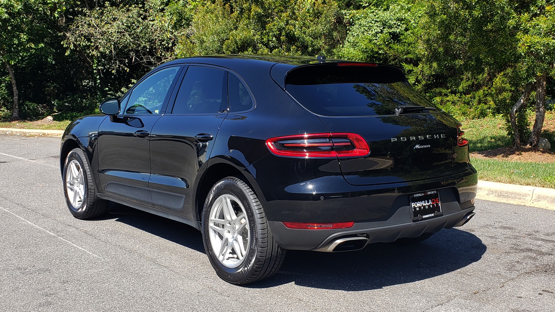 Used 2018 Porsche MACAN PREMIUM PKG PLUS / NAV / PDK / BOSE / REARVIEW for sale Sold at Formula Imports in Charlotte NC 28227 5