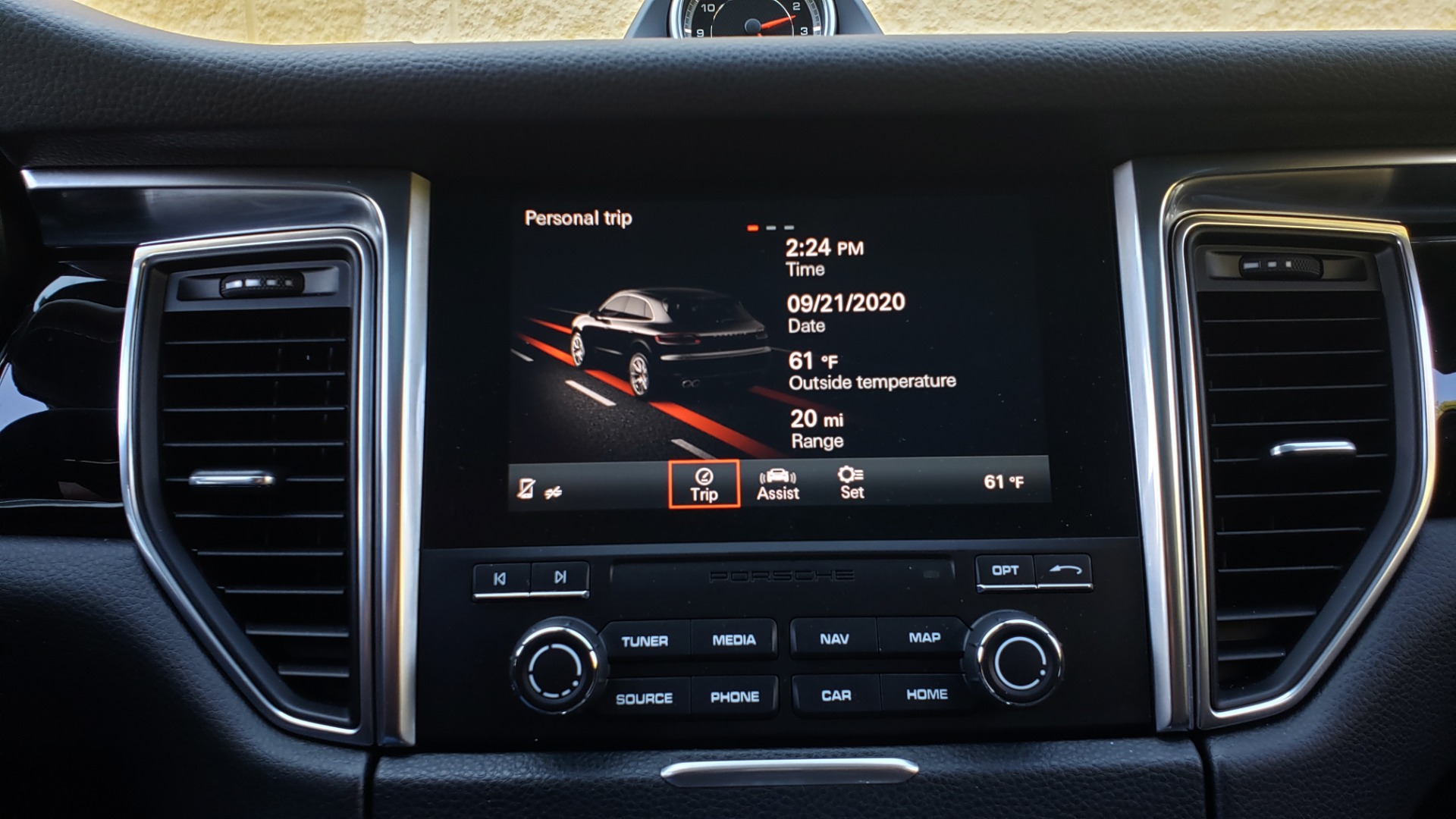 Used 2018 Porsche MACAN PREMIUM PKG PLUS / NAV / PDK / BOSE / REARVIEW for sale Sold at Formula Imports in Charlotte NC 28227 52