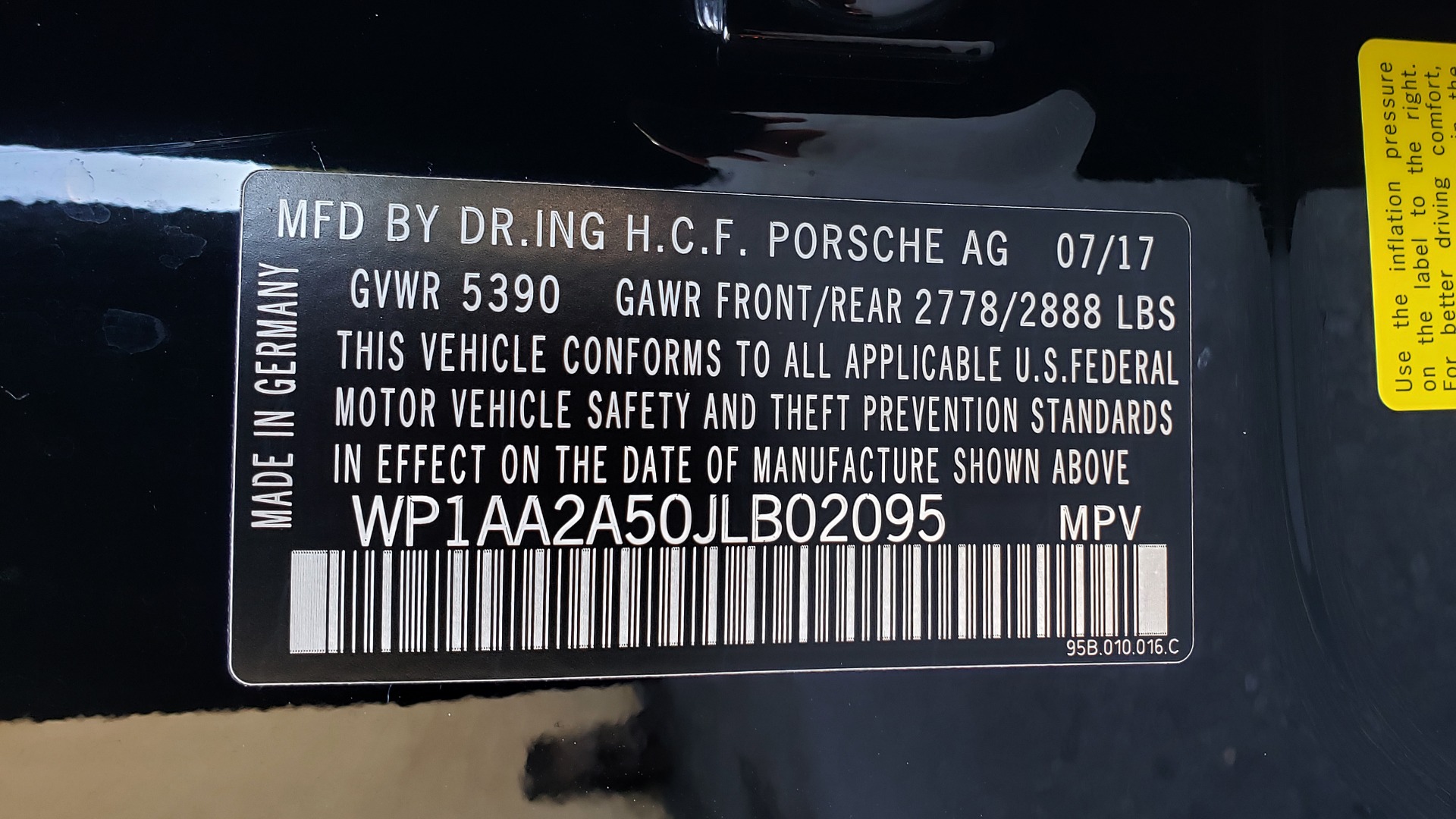Used 2018 Porsche MACAN PREMIUM PKG PLUS / NAV / PDK / BOSE / REARVIEW for sale Sold at Formula Imports in Charlotte NC 28227 93