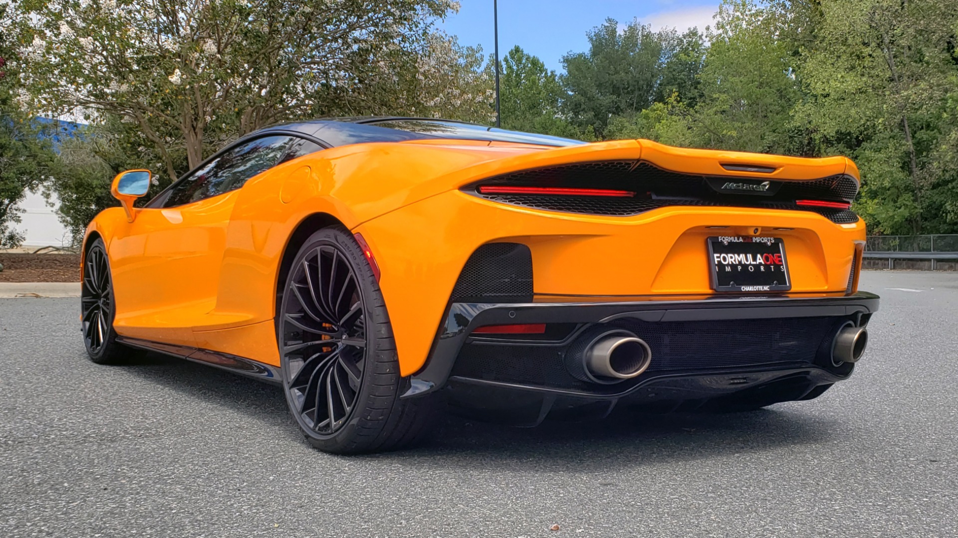 Used 2020 McLaren GT COUPE / 4.0L V8 - 612HP / RWD / NAV / REARVIEW / 20IN BLACK WHEELS for sale Sold at Formula Imports in Charlotte NC 28227 10