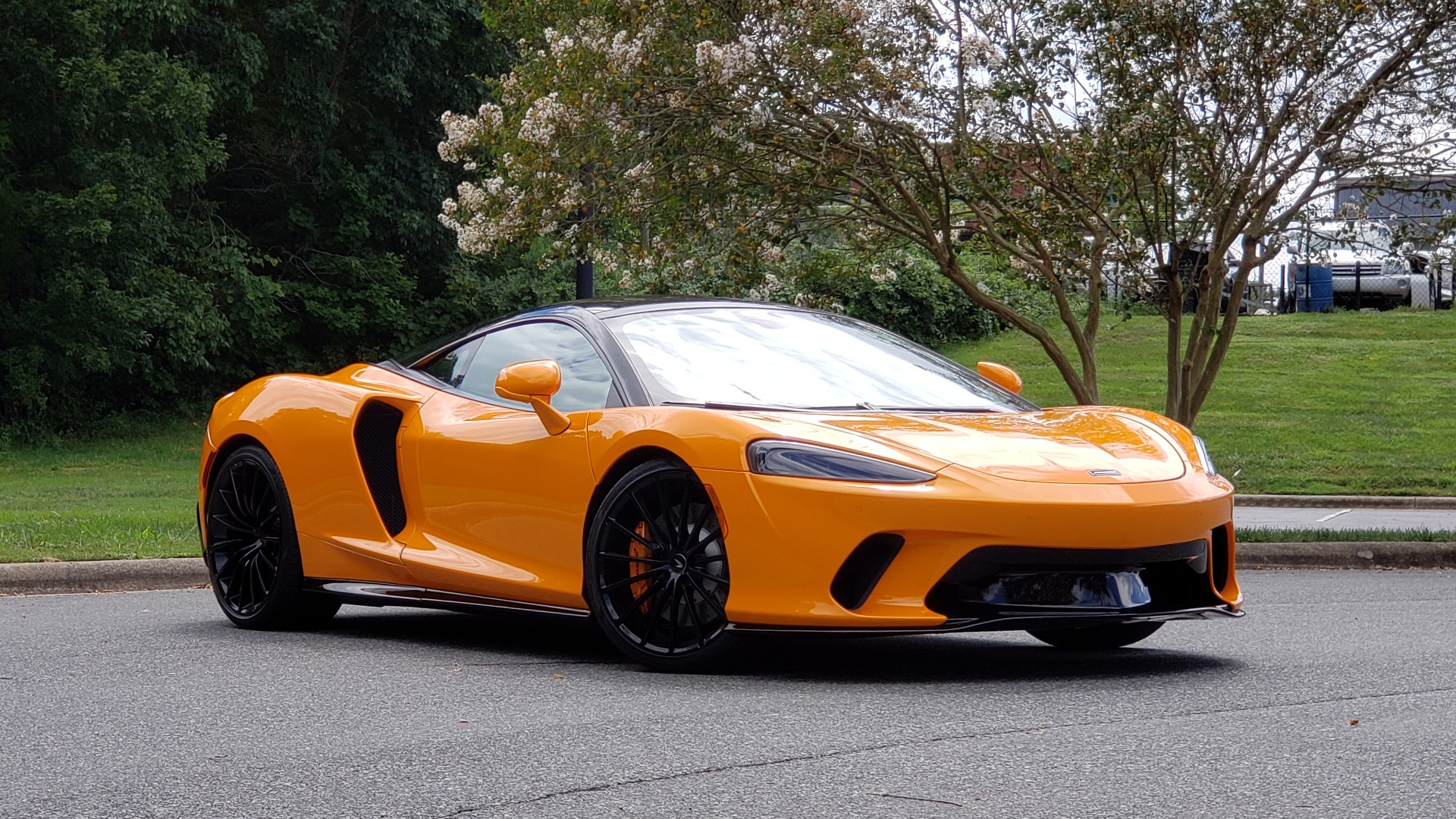Used 2020 McLaren GT COUPE / 4.0L V8 - 612HP / RWD / NAV / REARVIEW / 20IN BLACK WHEELS for sale Sold at Formula Imports in Charlotte NC 28227 15