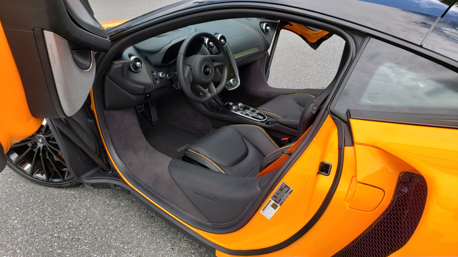 Used 2020 McLaren GT COUPE / 4.0L V8 - 612HP / RWD / NAV / REARVIEW / 20IN BLACK WHEELS for sale Sold at Formula Imports in Charlotte NC 28227 18