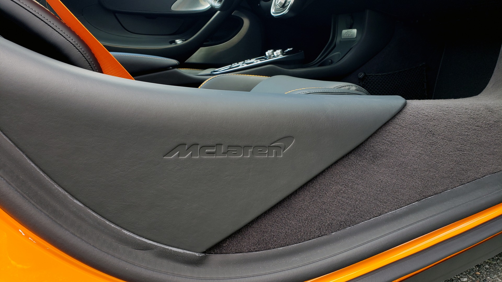 Used 2020 McLaren GT COUPE / 4.0L V8 - 612HP / RWD / NAV / REARVIEW / 20IN BLACK WHEELS for sale Sold at Formula Imports in Charlotte NC 28227 65