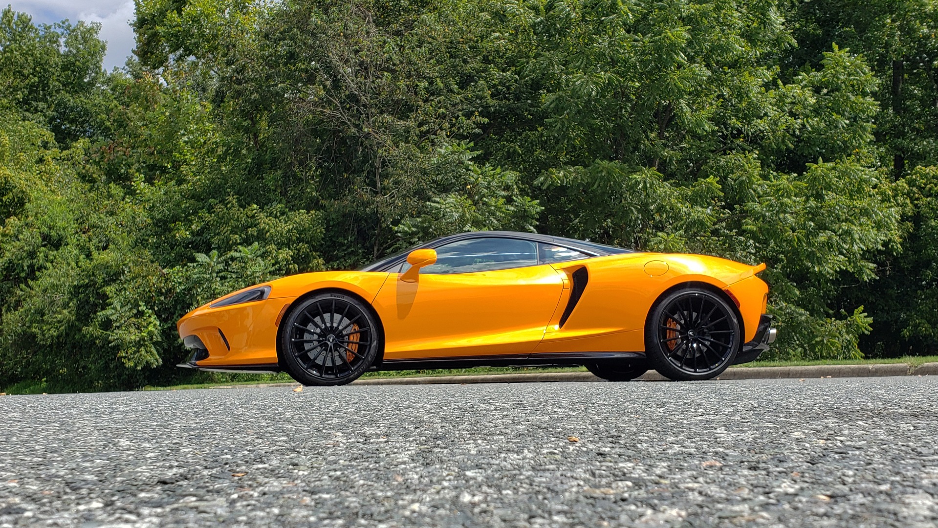 Used 2020 McLaren GT COUPE / 4.0L V8 - 612HP / RWD / NAV / REARVIEW / 20IN BLACK WHEELS for sale Sold at Formula Imports in Charlotte NC 28227 7