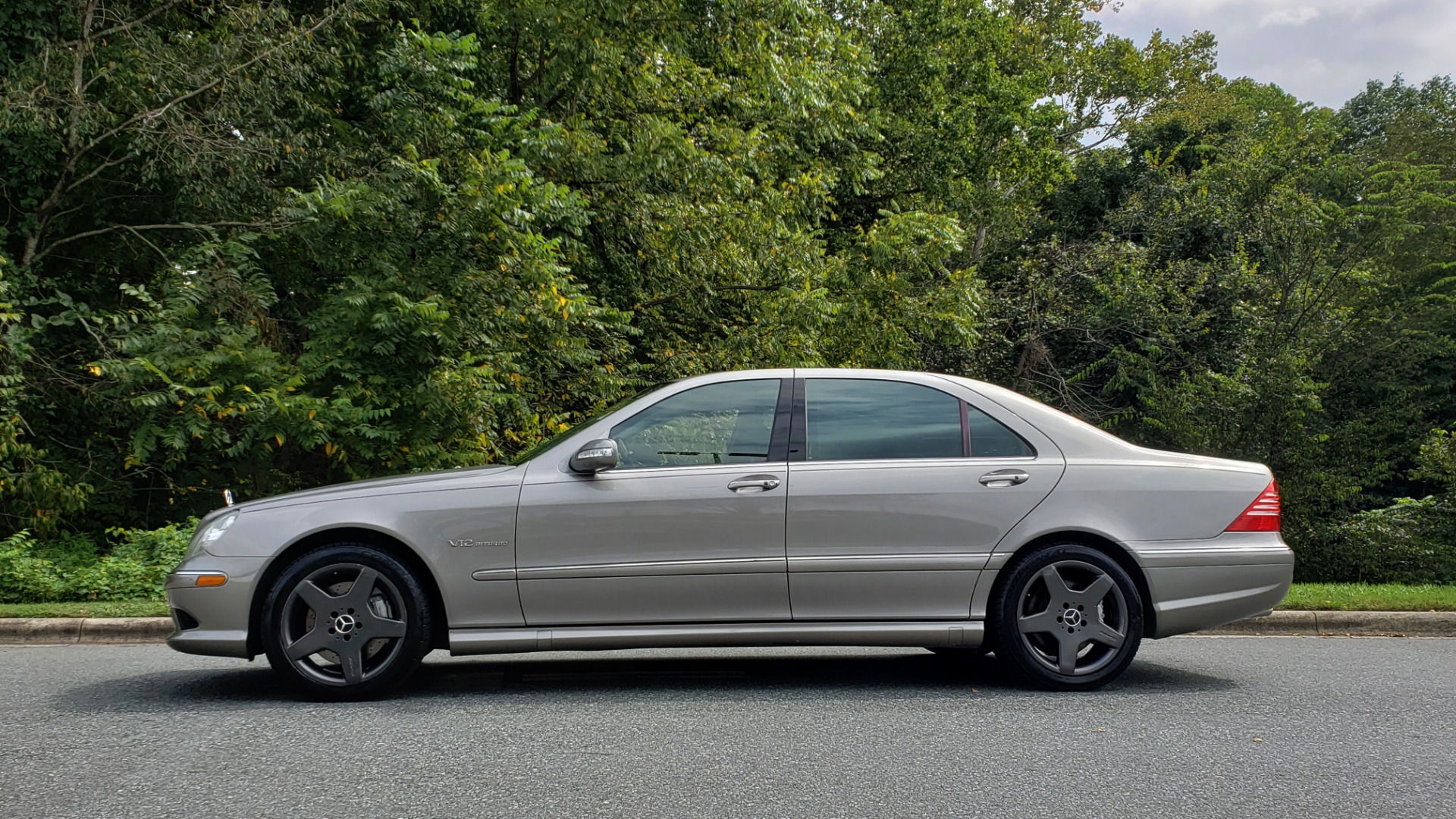 Used 2003 Mercedes-Benz S-CLASS S600 5.5L V12 SEDAN / SUNROOF / KEYLESS-GO / BOSE for sale Sold at Formula Imports in Charlotte NC 28227 2