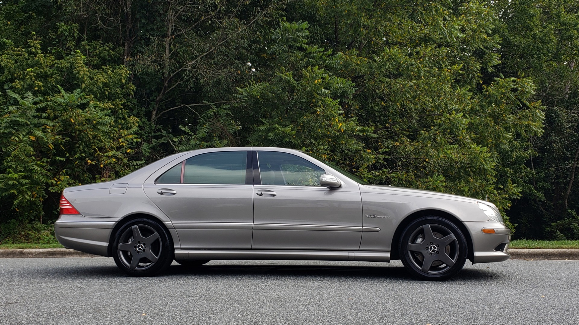 Used 2003 Mercedes-Benz S-CLASS S600 5.5L V12 SEDAN / SUNROOF / KEYLESS-GO / BOSE for sale Sold at Formula Imports in Charlotte NC 28227 5