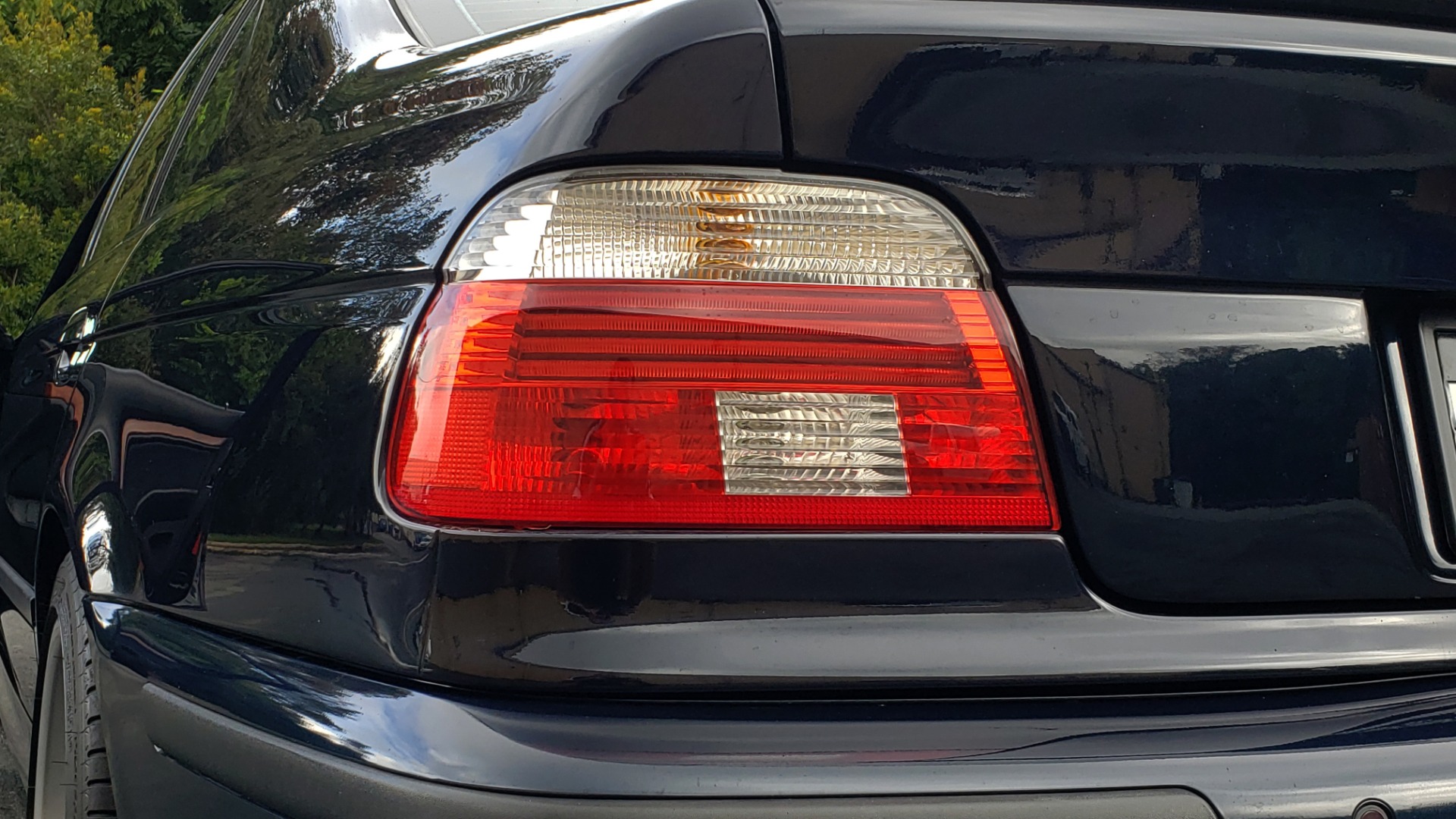 Used 2003 BMW 5 SERIES M5 / 6-SPD MAN / NAV / PARK DIST CNTRL / PREM SND / SUNROOF for sale Sold at Formula Imports in Charlotte NC 28227 33