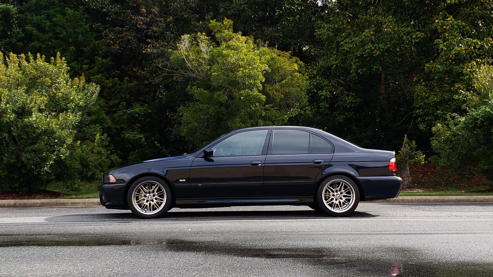 Used 2003 BMW 5 SERIES M5 / 6-SPD MAN / NAV / PARK DIST CNTRL / PREM SND / SUNROOF for sale Sold at Formula Imports in Charlotte NC 28227 4