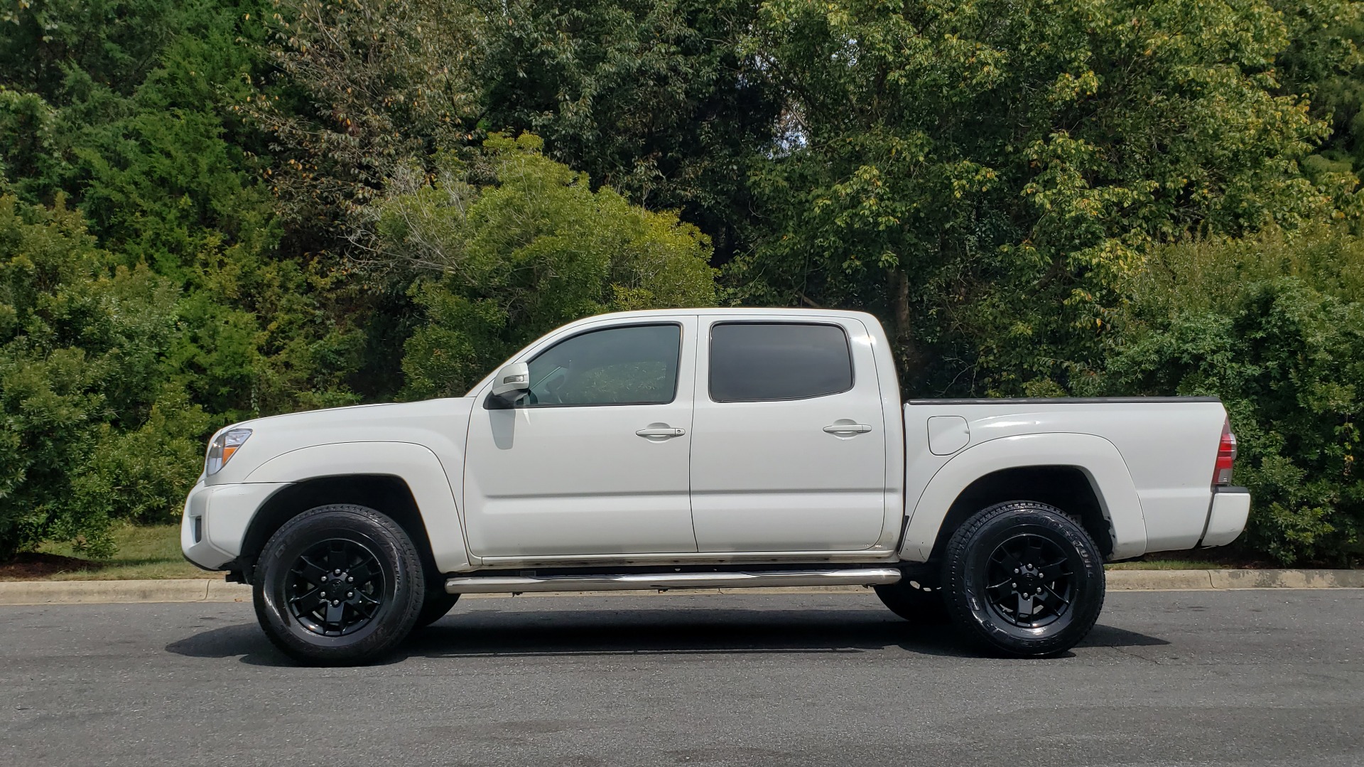 Used 2015 Toyota TACOMA PRERUNNER DOUBLE CAB/ 4-CYL / 4-SPD AUTO / SR PKG / CONV PKG for sale Sold at Formula Imports in Charlotte NC 28227 2