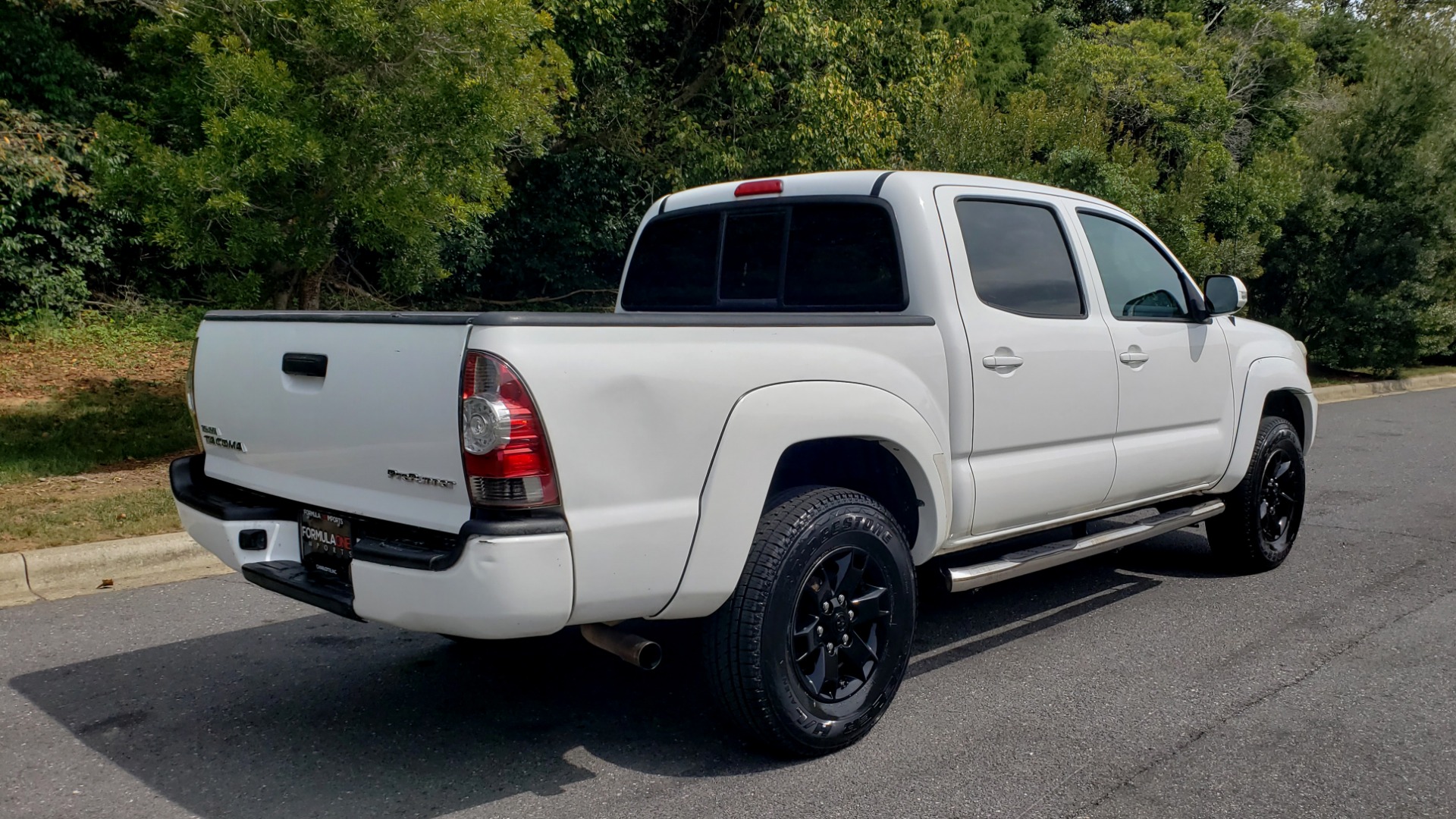 Used 2015 Toyota TACOMA PRERUNNER DOUBLE CAB/ 4-CYL / 4-SPD AUTO / SR PKG / CONV PKG for sale Sold at Formula Imports in Charlotte NC 28227 6