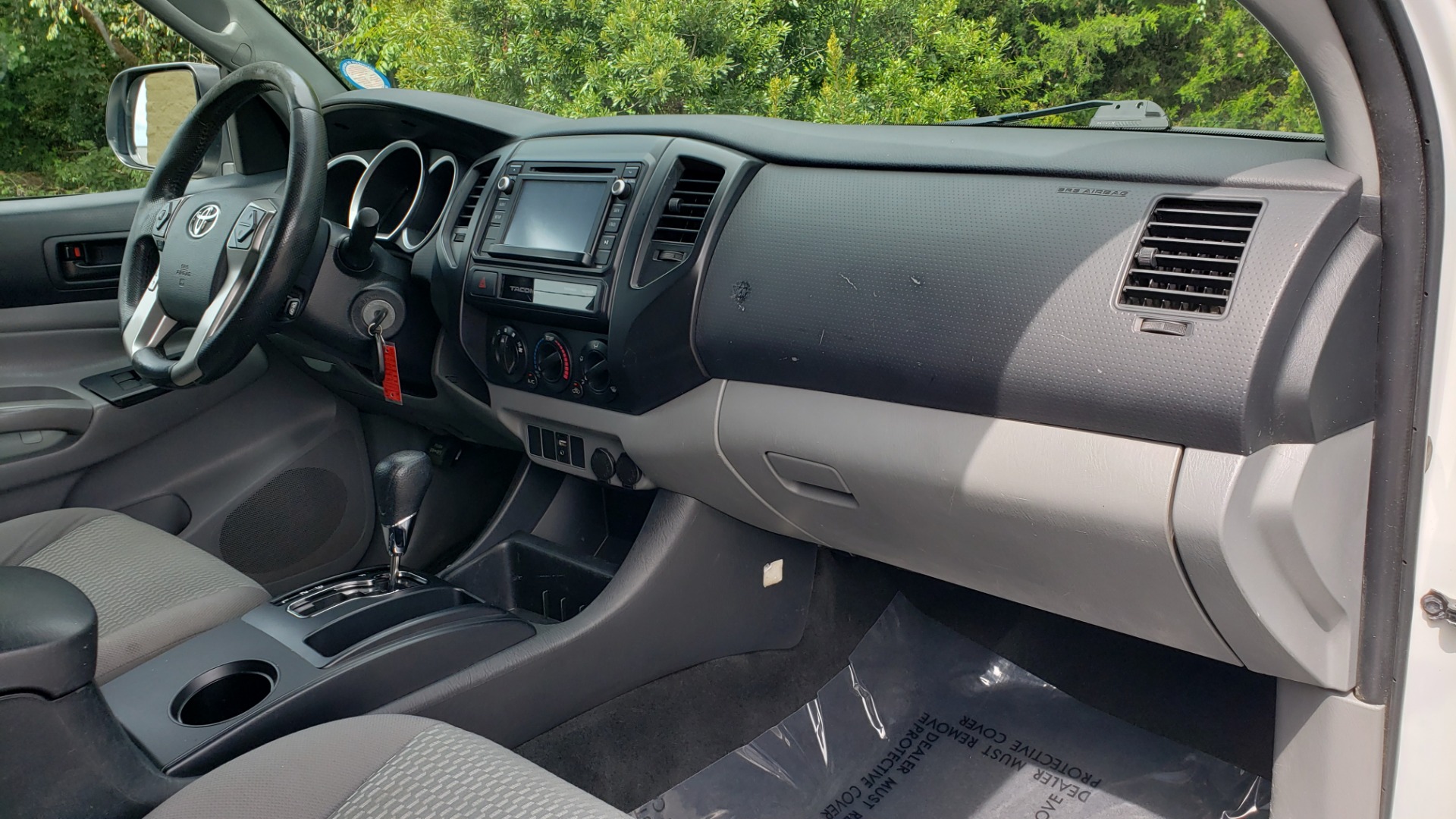 Used 2015 Toyota TACOMA PRERUNNER DOUBLE CAB/ 4-CYL / 4-SPD AUTO / SR PKG / CONV PKG for sale Sold at Formula Imports in Charlotte NC 28227 60