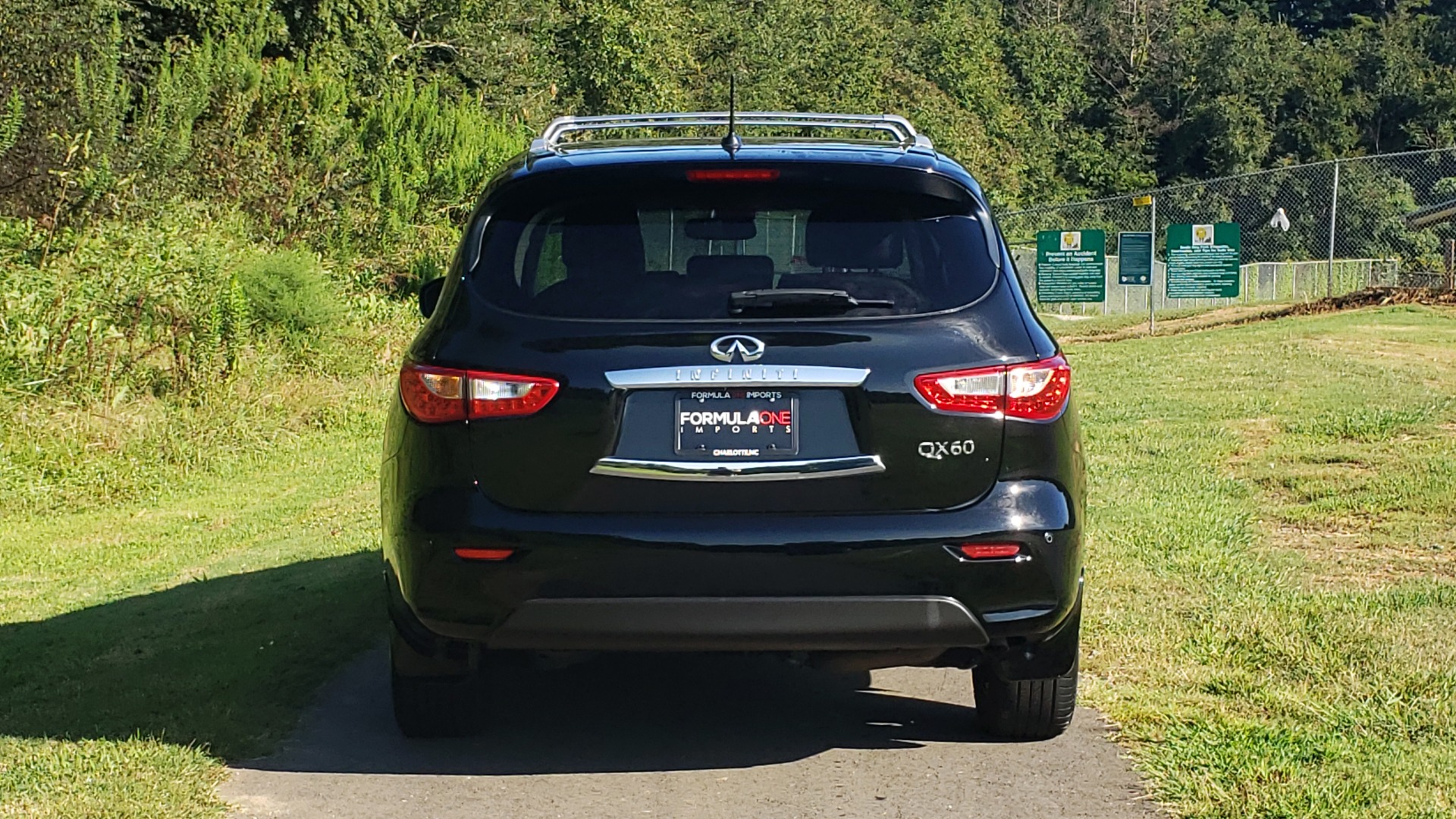 Used 2015 INFINITI QX60 AWD / PREM PLUS PKG / NAV / SUNROOF / BOSE / 3-ROW / REARVIEW for sale Sold at Formula Imports in Charlotte NC 28227 4