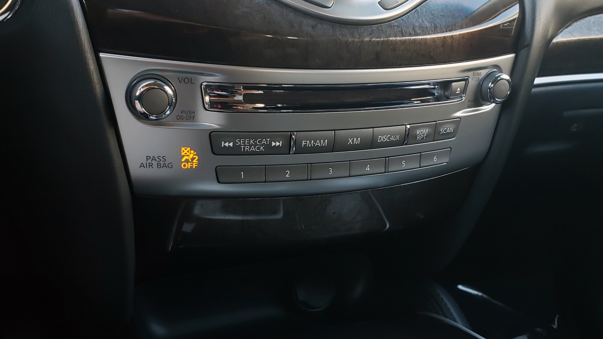 Used 2015 INFINITI QX60 AWD / PREM PLUS PKG / NAV / SUNROOF / BOSE / 3-ROW / REARVIEW for sale Sold at Formula Imports in Charlotte NC 28227 48