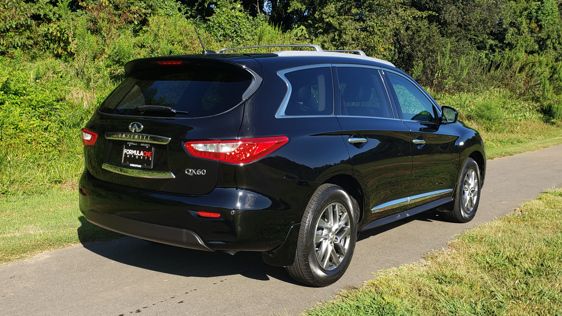 Used 2015 INFINITI QX60 AWD / PREM PLUS PKG / NAV / SUNROOF / BOSE / 3-ROW / REARVIEW for sale Sold at Formula Imports in Charlotte NC 28227 8