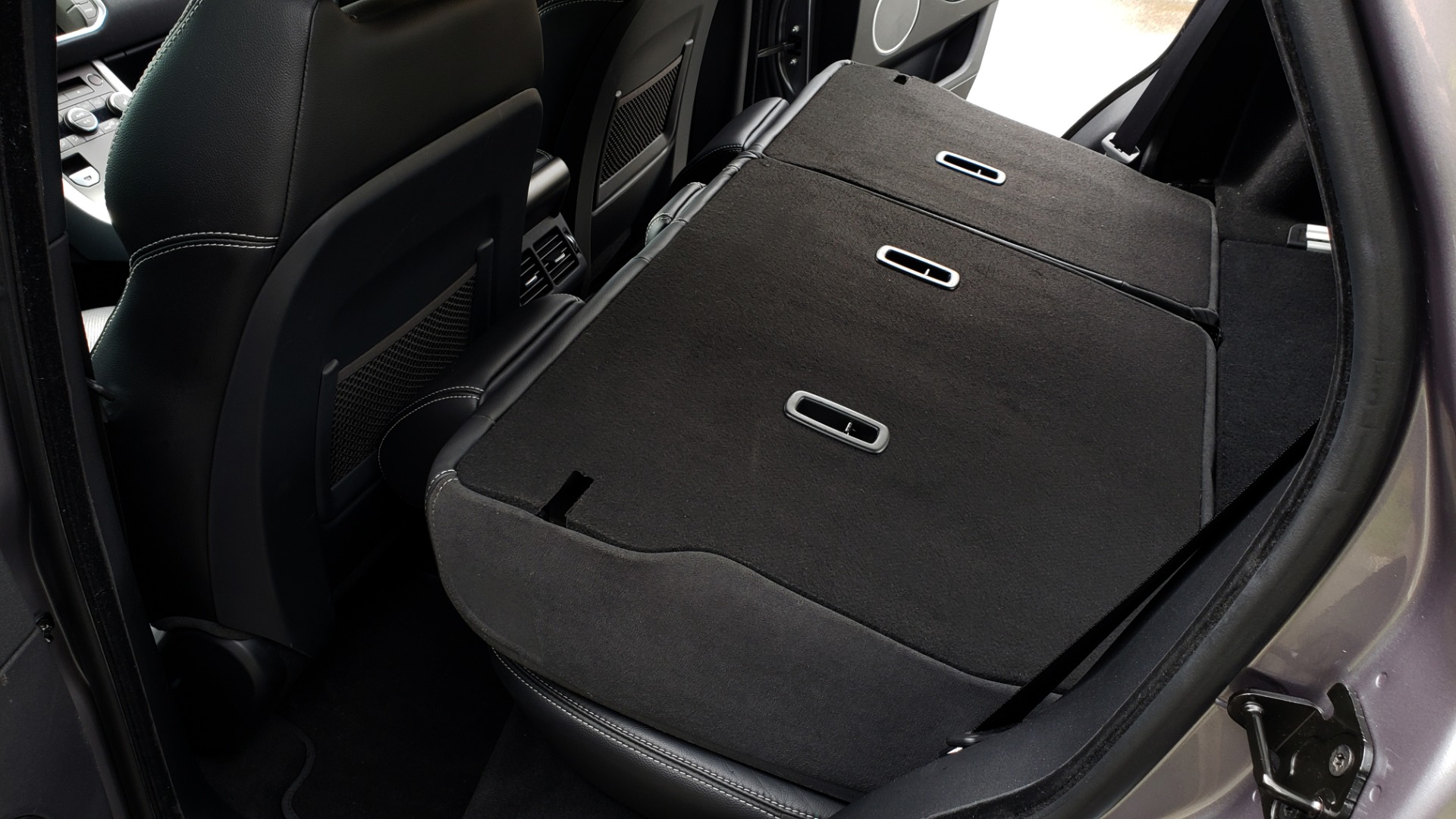 Used 2013 Land Rover RANGE ROVER EVOQUE DYNAMIC PREMIUM / NAV / PANO-ROOF / BLIND SPOT / REARVIEW for sale Sold at Formula Imports in Charlotte NC 28227 22