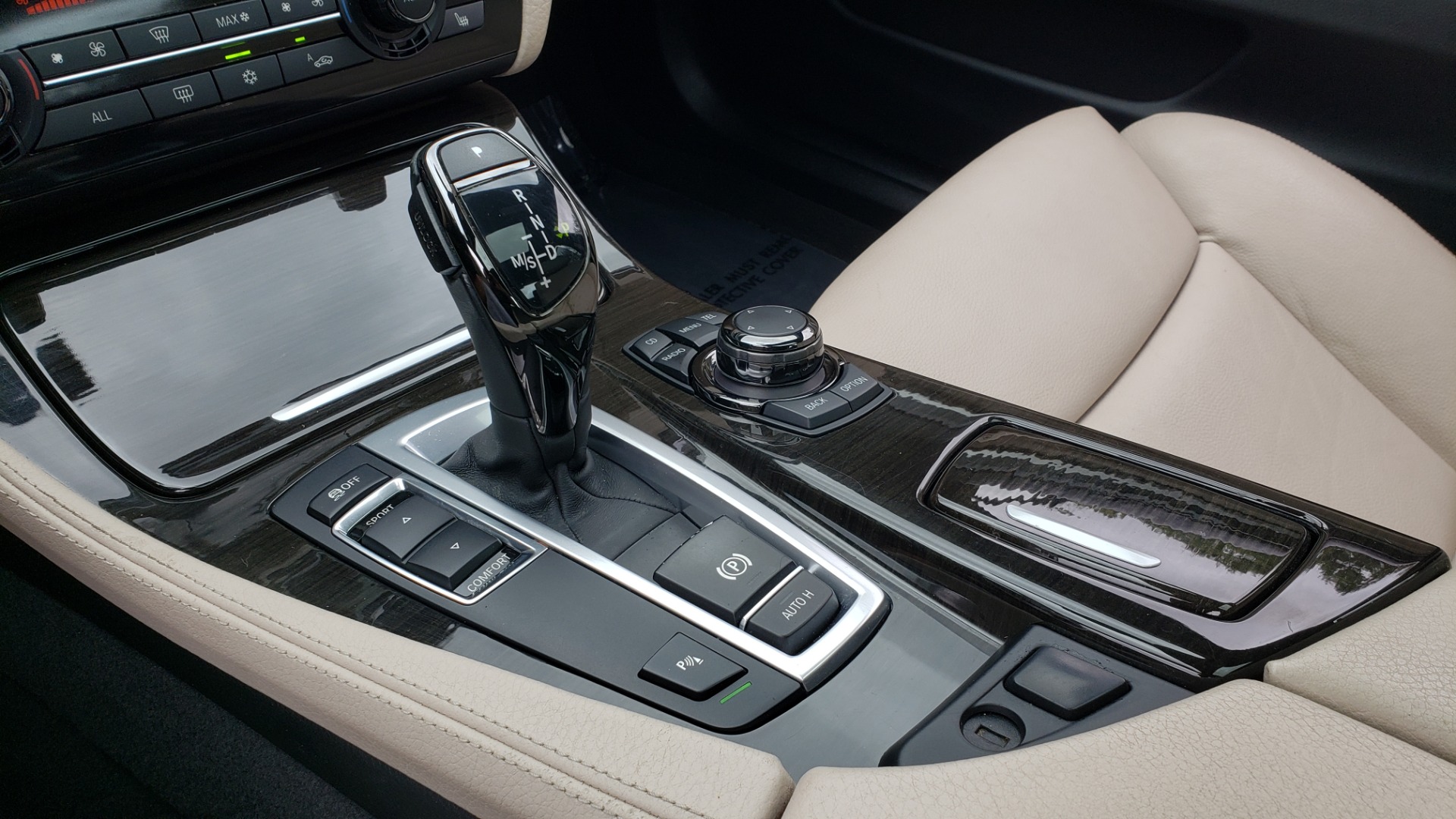 Used 2012 BMW 5 Series 550i for sale Sold at Formula Imports in Charlotte NC 28227 39