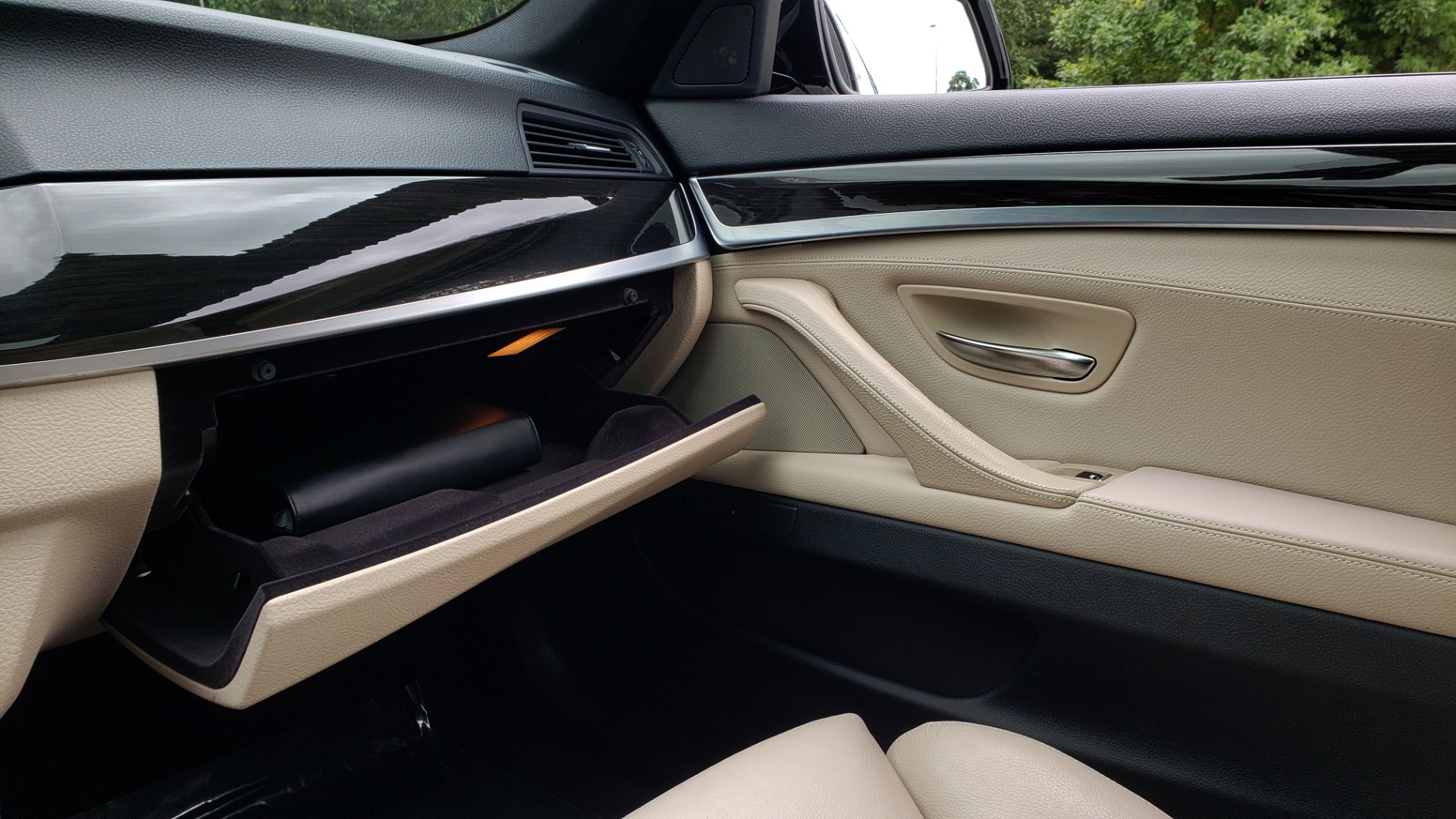 Used 2012 BMW 5 Series 550i for sale Sold at Formula Imports in Charlotte NC 28227 42