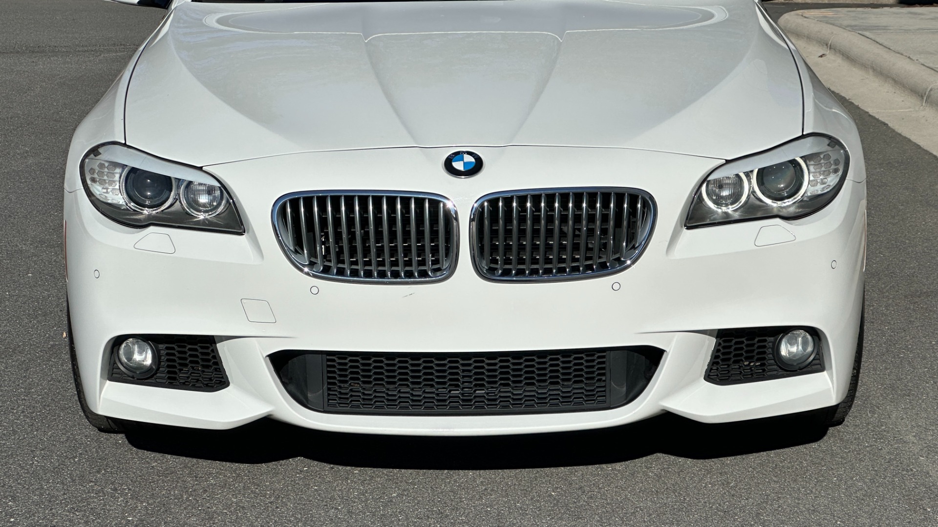 Used 2012 BMW 5 Series 550i for sale Sold at Formula Imports in Charlotte NC 28227 5