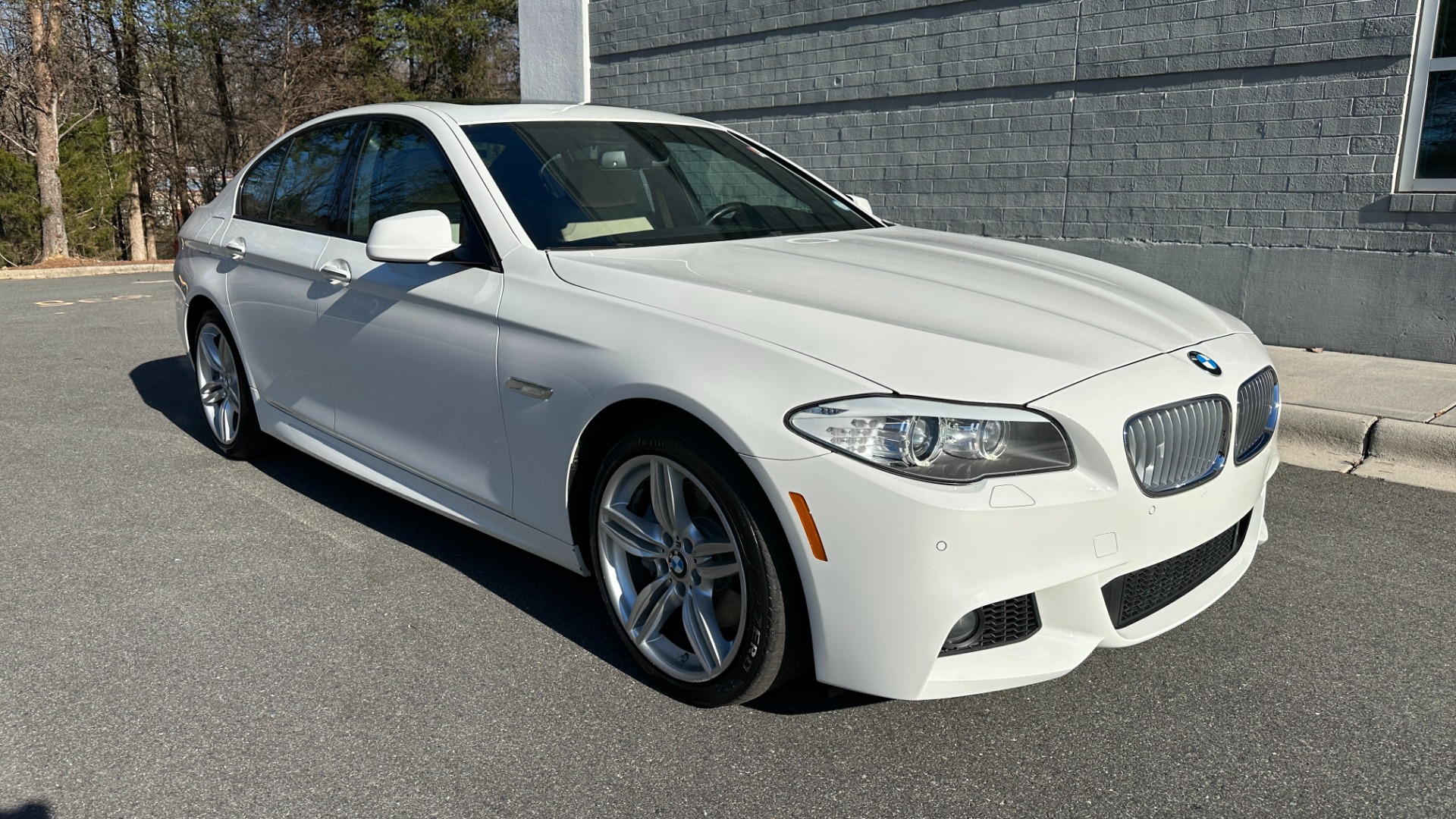 Used 2012 BMW 5 Series 550i for sale Sold at Formula Imports in Charlotte NC 28227 7