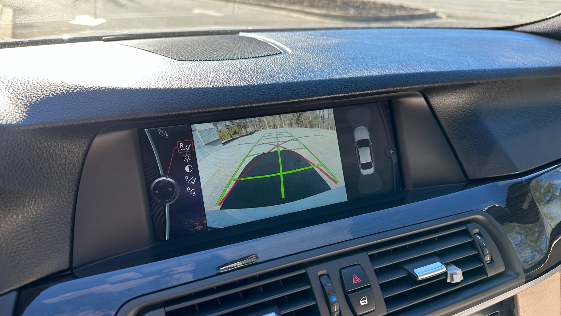 Used 2012 BMW 5 Series 550i M SPORT / PREMIUM SOUND / CONVENIENCE / HEADS UP DISPLAY / HEATED SEAT for sale $20,995 at Formula Imports in Charlotte NC 28227 78