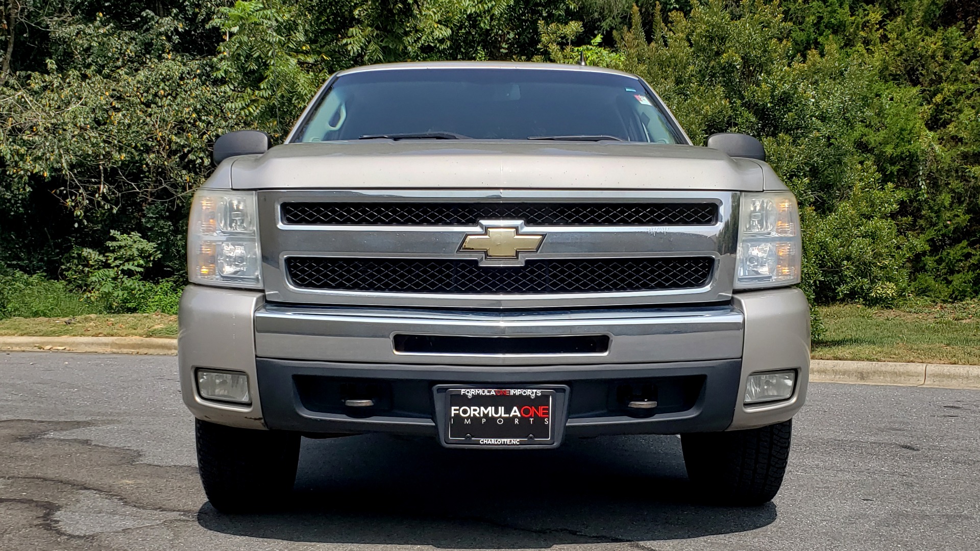 Used 2009 Chevrolet SILVERADO 1500 LT / CREWCAB / 5.3L V8 / 4WD / TRAILER PKG / REARVIEW for sale Sold at Formula Imports in Charlotte NC 28227 15
