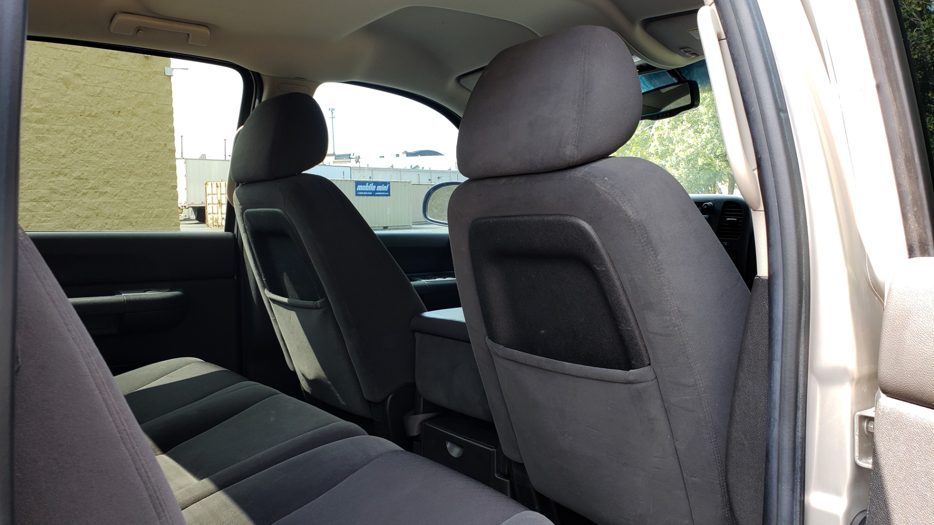 Used 2009 Chevrolet SILVERADO 1500 LT / CREWCAB / 5.3L V8 / 4WD / TRAILER PKG / REARVIEW for sale Sold at Formula Imports in Charlotte NC 28227 60