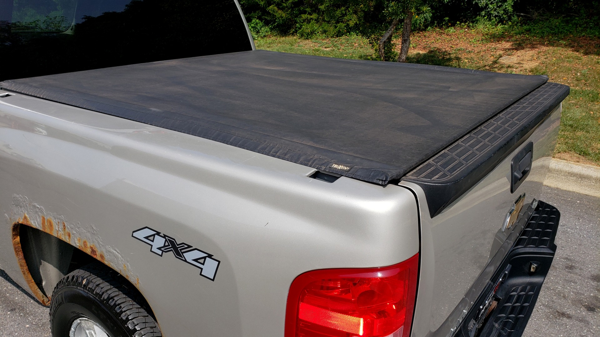 Used 2009 Chevrolet SILVERADO 1500 LT / CREWCAB / 5.3L V8 / 4WD / TRAILER PKG / REARVIEW for sale Sold at Formula Imports in Charlotte NC 28227 7