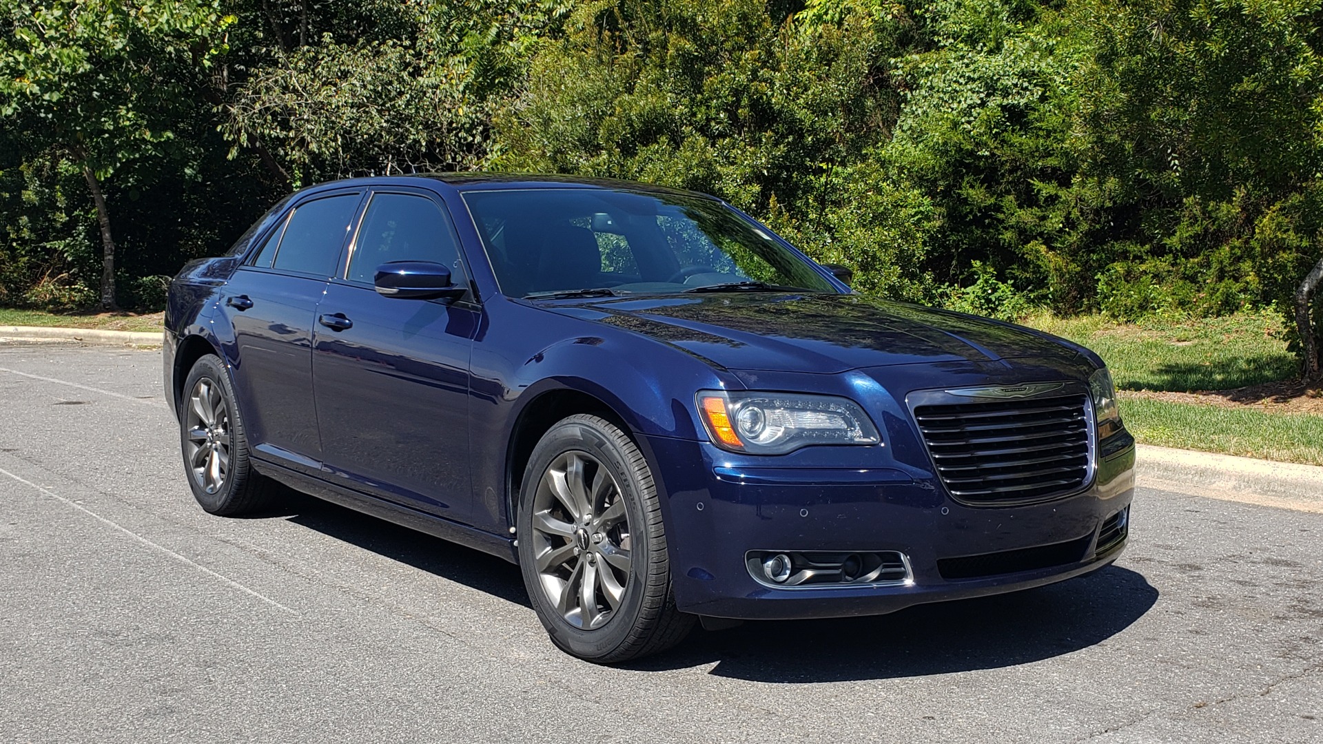 Used 2014 Chrysler 300 S AWD / SAFETY TEC / BLIND SPOT / LIGHT GRP / LUXURY GRP for sale Sold at Formula Imports in Charlotte NC 28227 6