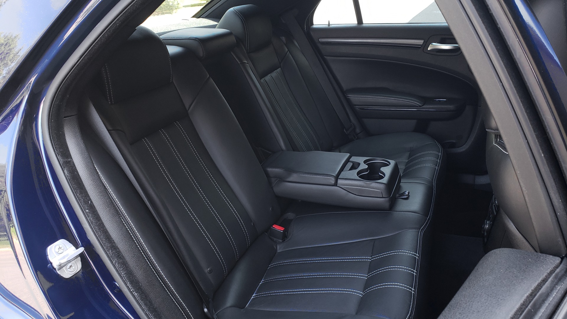 Used 2014 Chrysler 300 S AWD / SAFETY TEC / BLIND SPOT / LIGHT GRP / LUXURY GRP for sale Sold at Formula Imports in Charlotte NC 28227 76