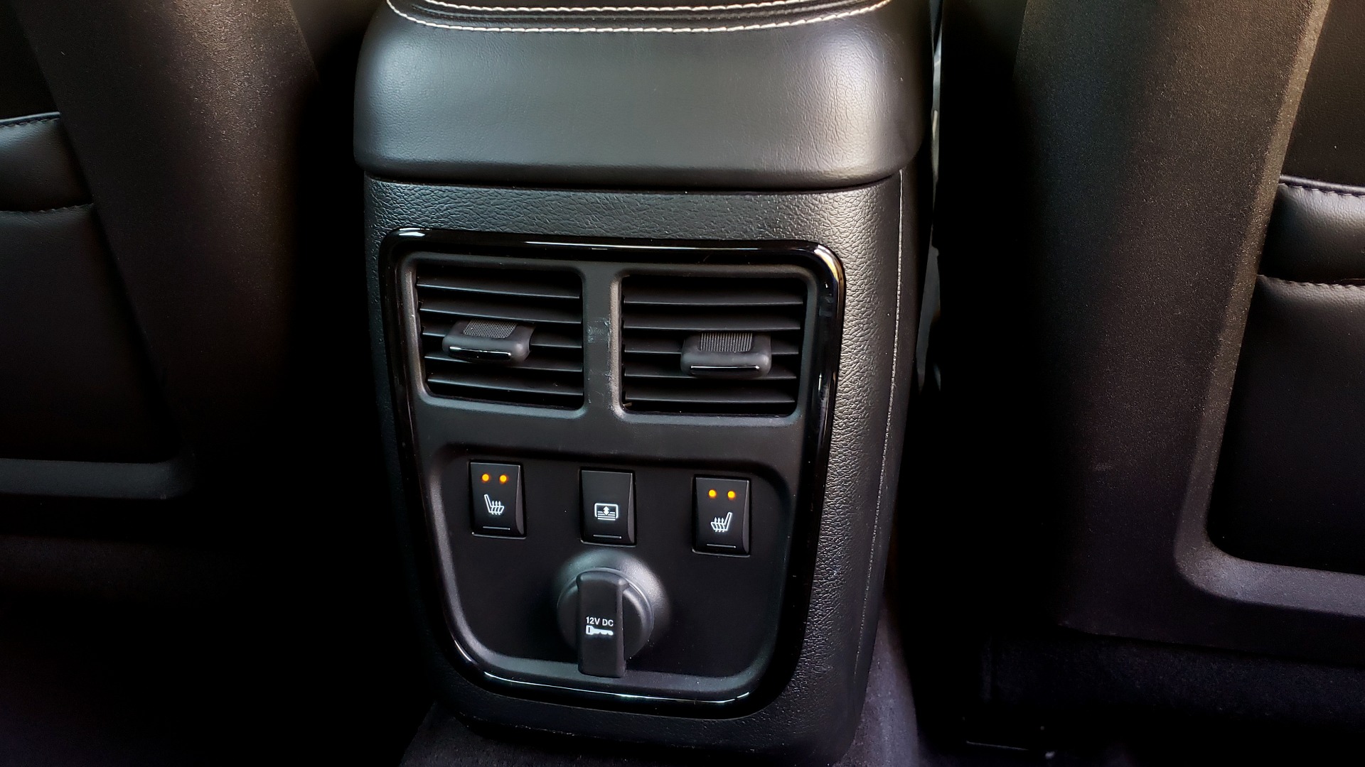 Used 2014 Chrysler 300 S AWD / SAFETY TEC / BLIND SPOT / LIGHT GRP / LUXURY GRP for sale Sold at Formula Imports in Charlotte NC 28227 80